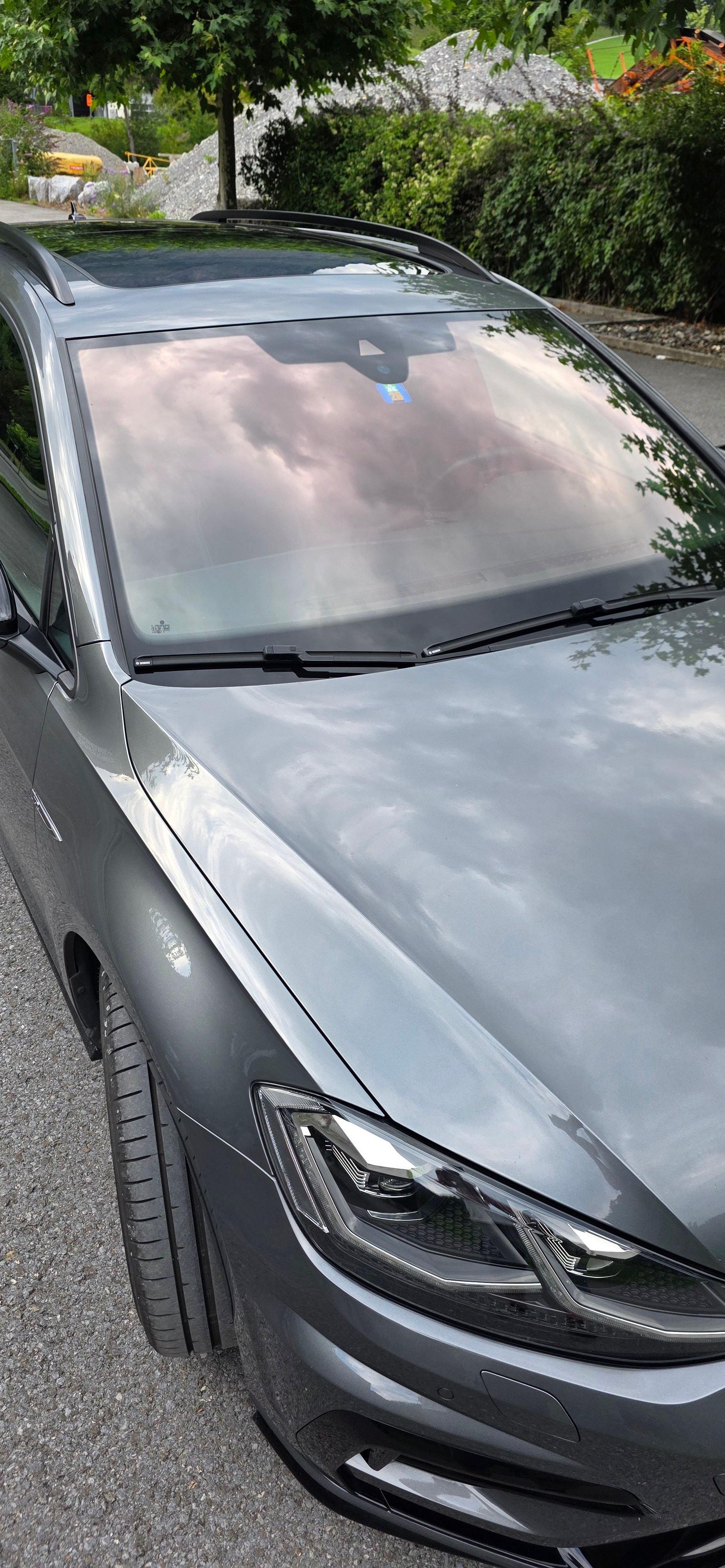 VW 2.0 TSI R 310 DSG 4motion-image-2