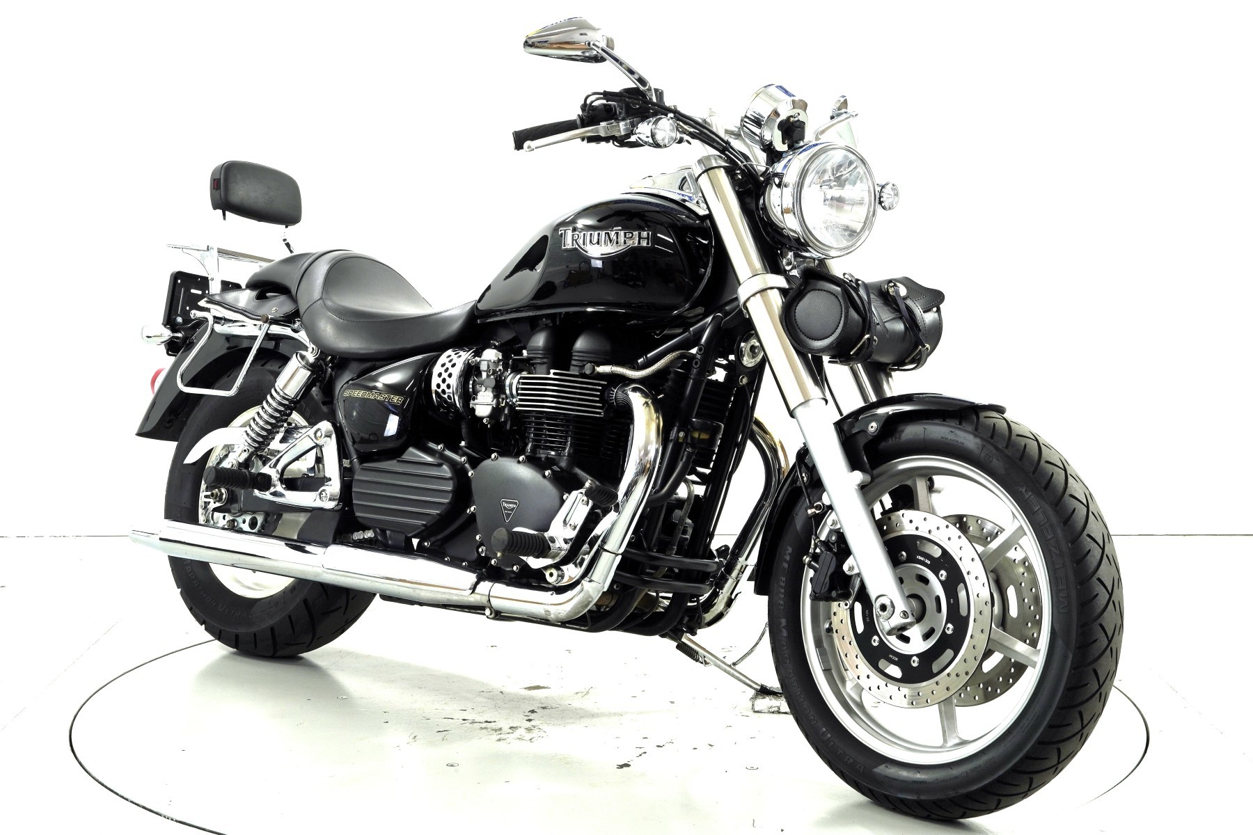TRIUMPH Speedmaster 900-showroom-element-1