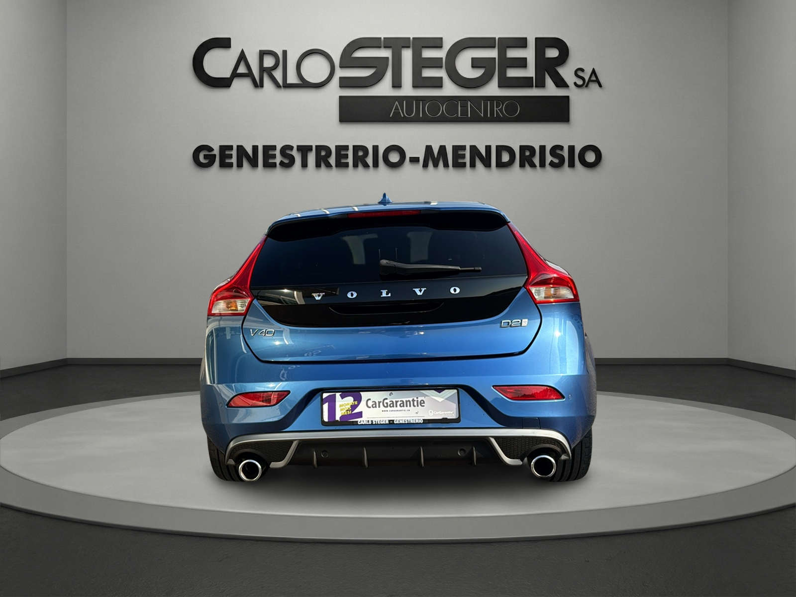 VOLVO V40 D2 Momentum R-Design Geartronic-image-9