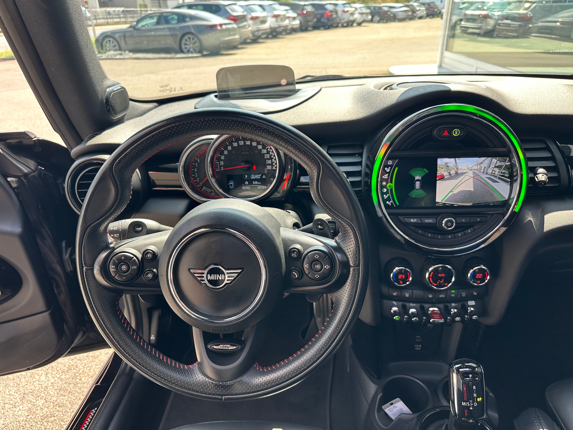 MINI Cooper John Cooper Works Steptronic-image-15