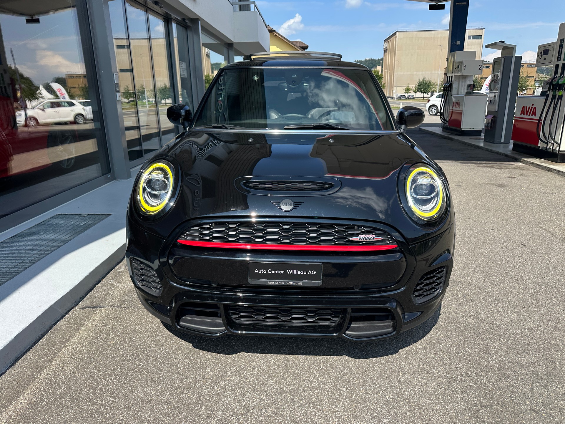 MINI Cooper John Cooper Works Steptronic-image-2