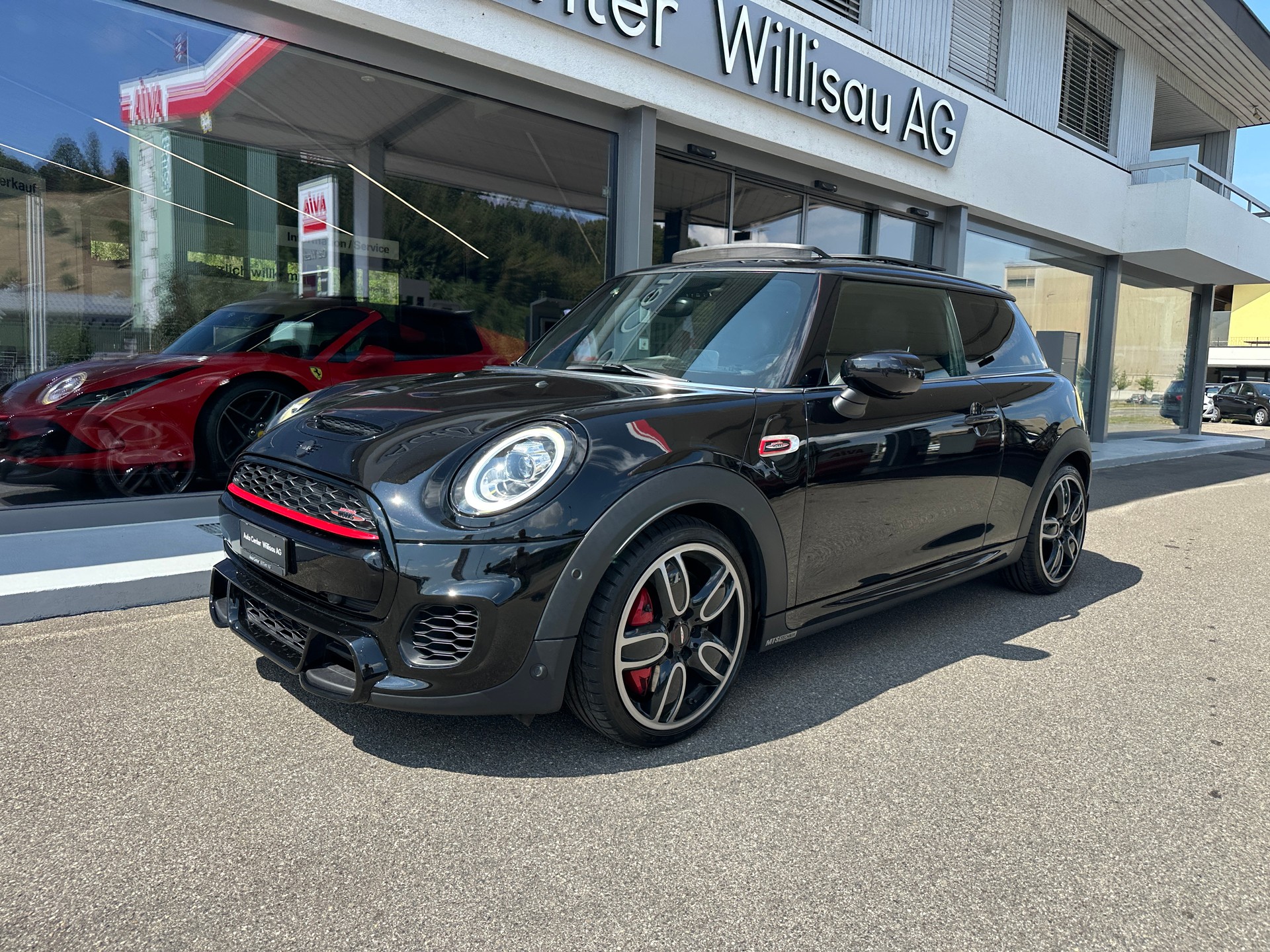 MINI Cooper John Cooper Works Steptronic-image-1