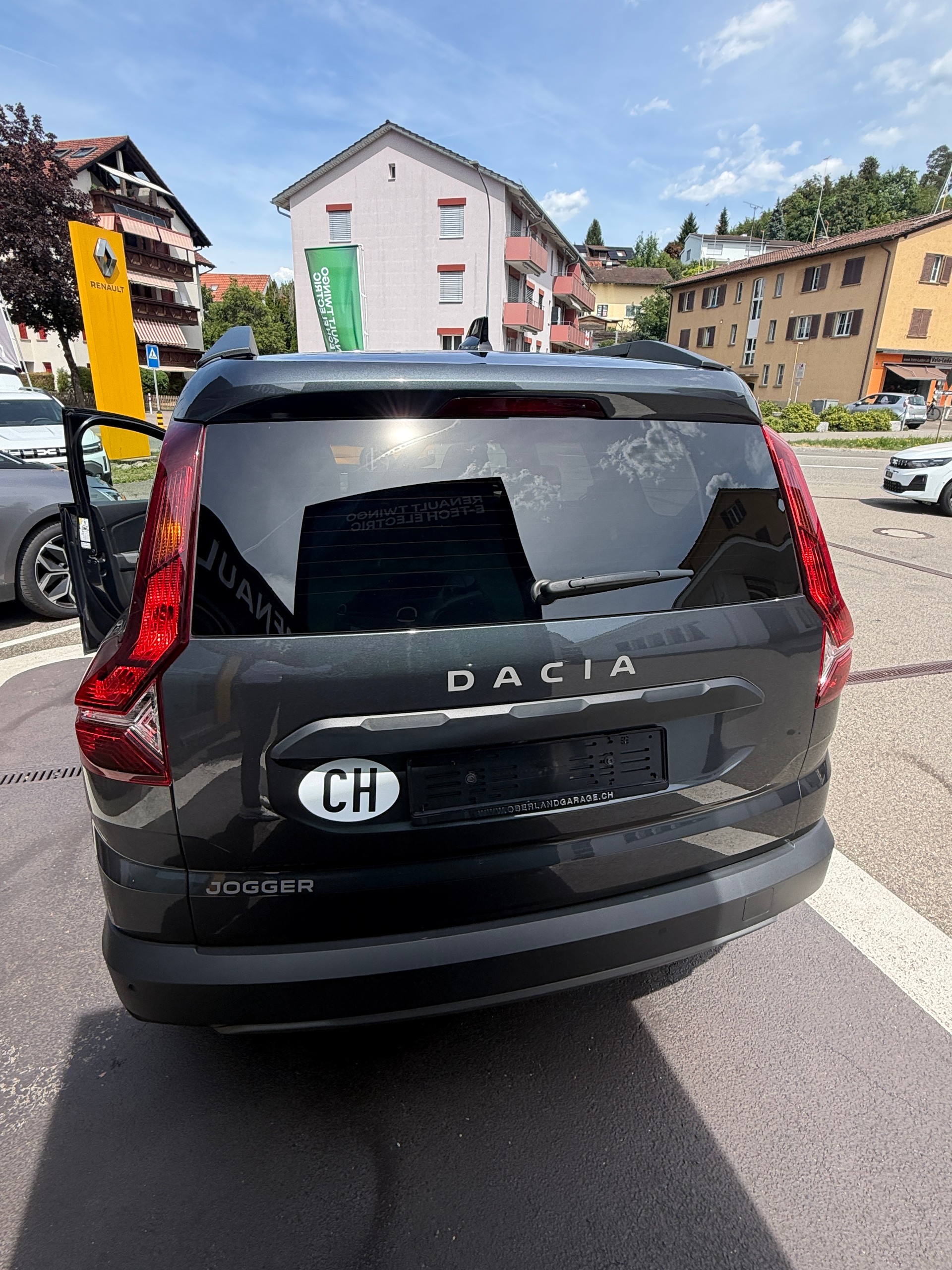 DACIA Jogger TCe 110 Extreme-image-3
