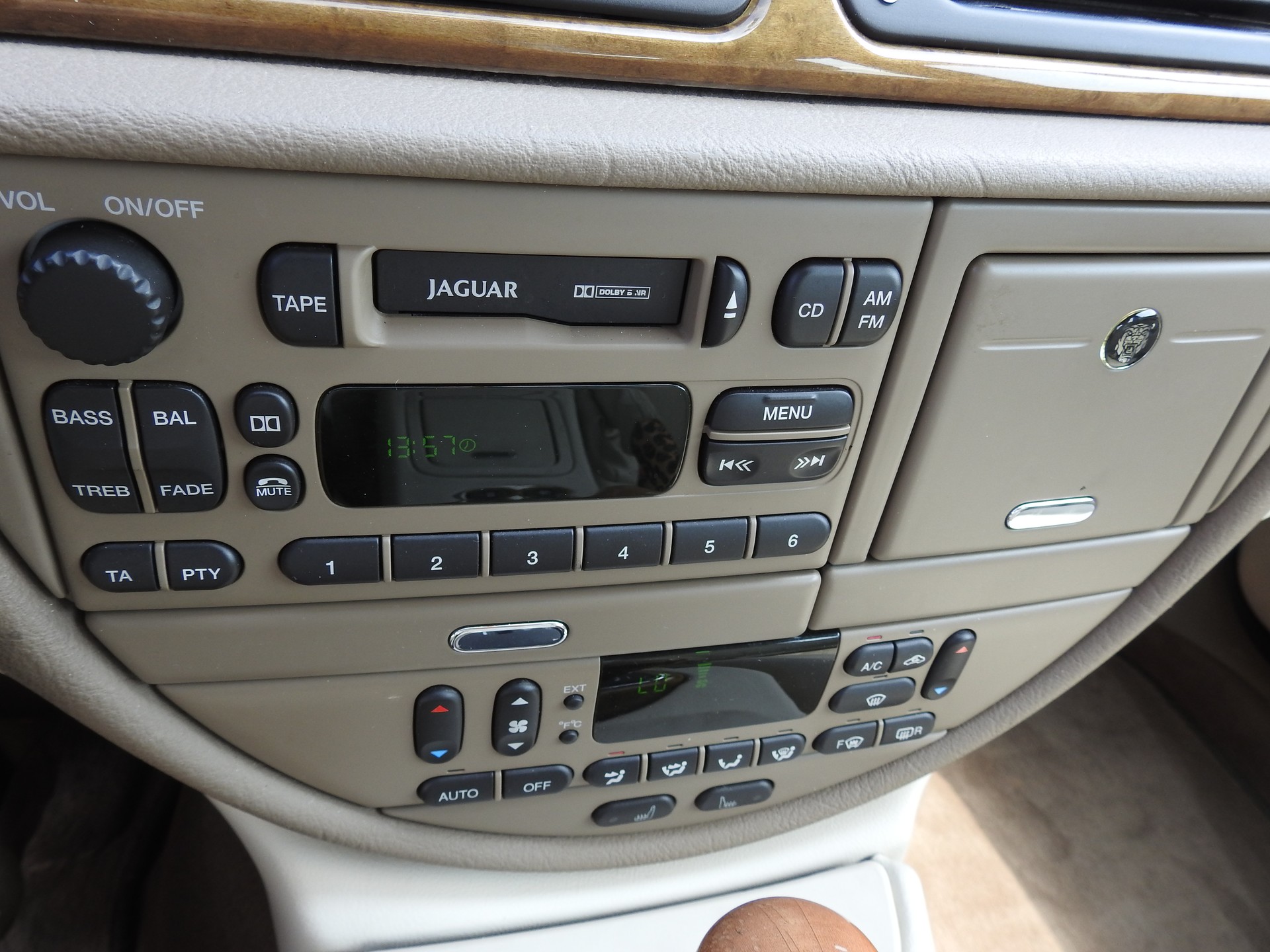 JAGUAR S-Type 3.0 V6 Executive-image-20