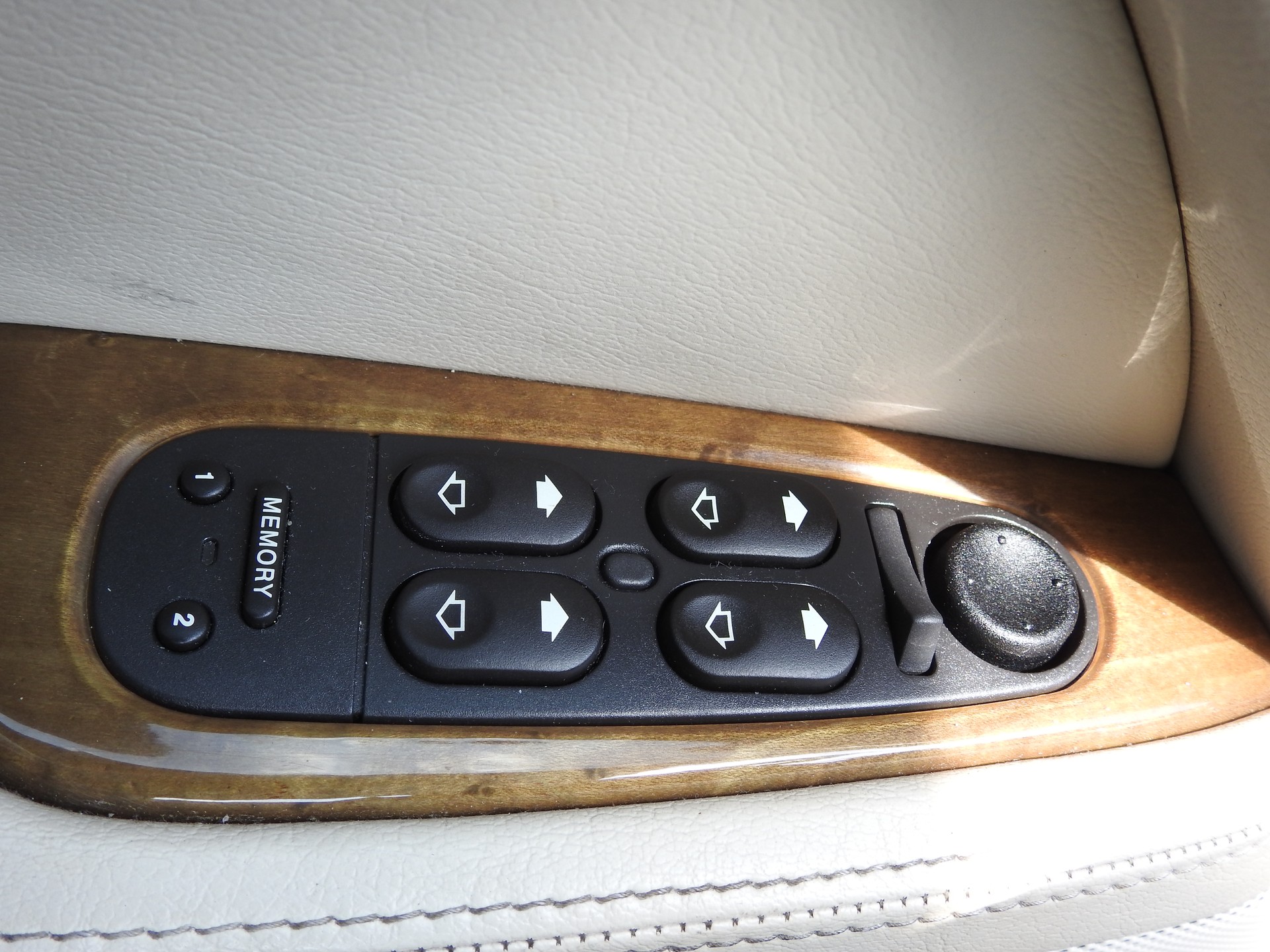 JAGUAR S-Type 3.0 V6 Executive-image-24