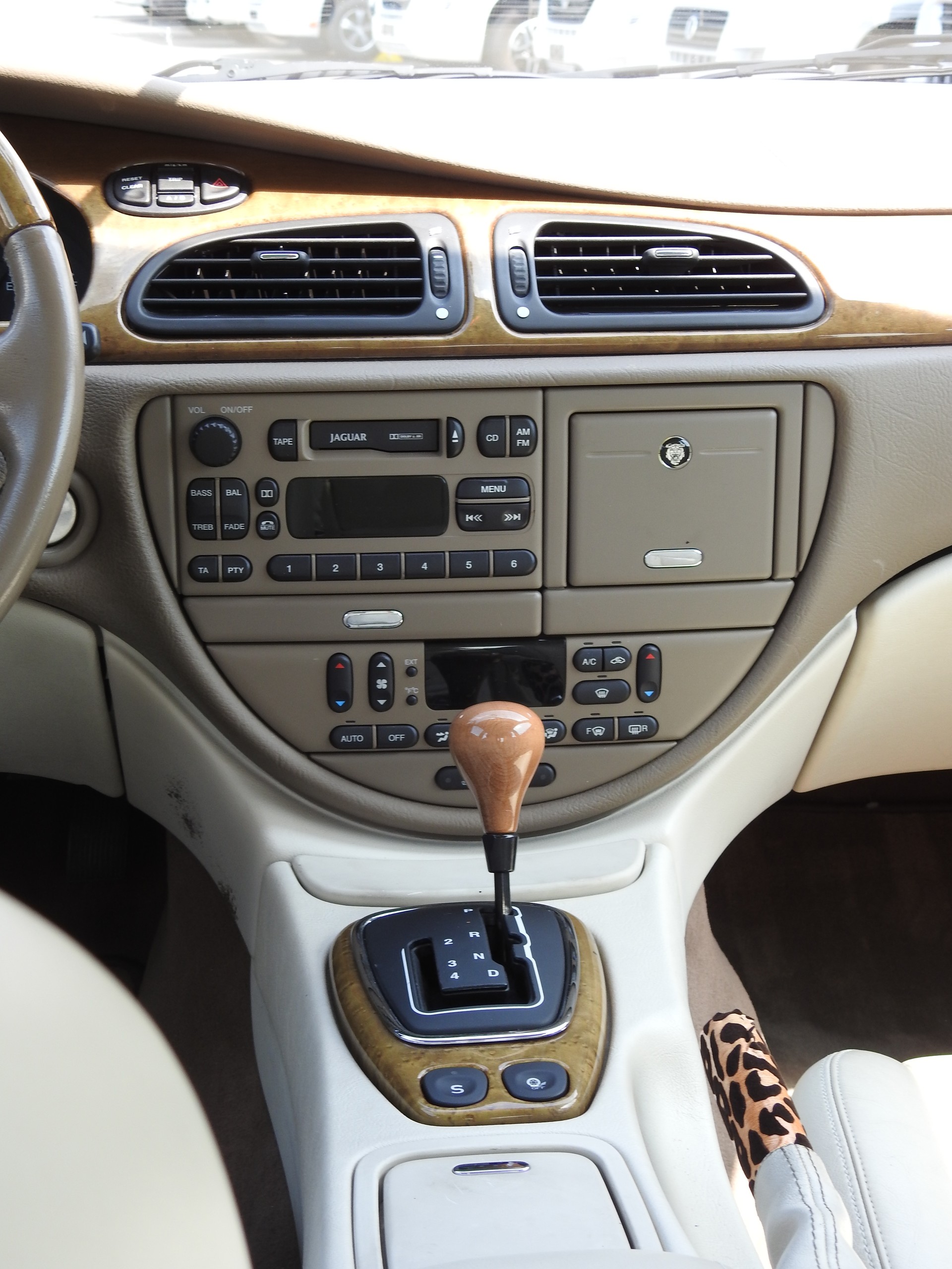 JAGUAR S-Type 3.0 V6 Executive-image-16