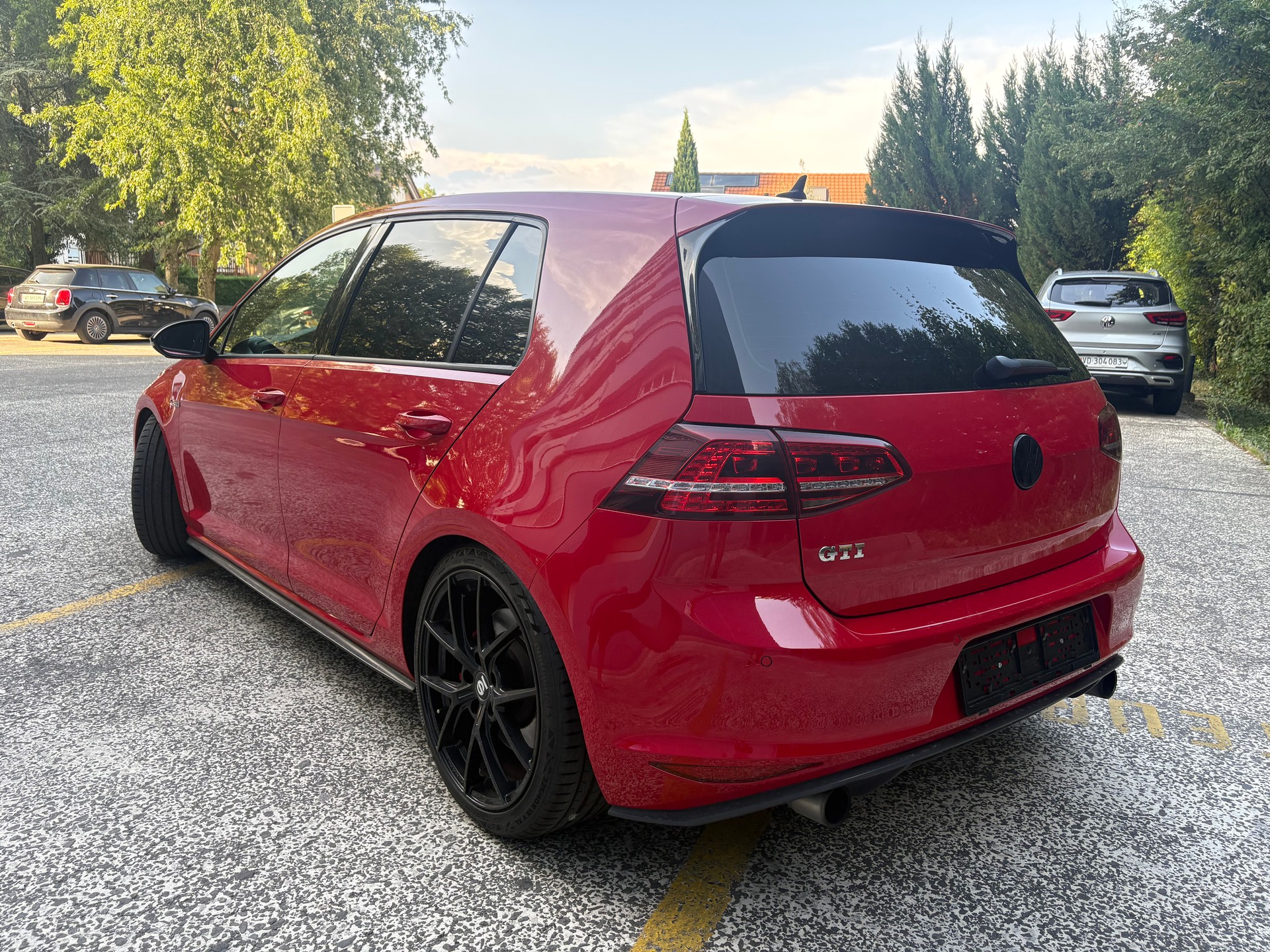 VW Golf 2.0 TSI GTI Performance DSG-image-1