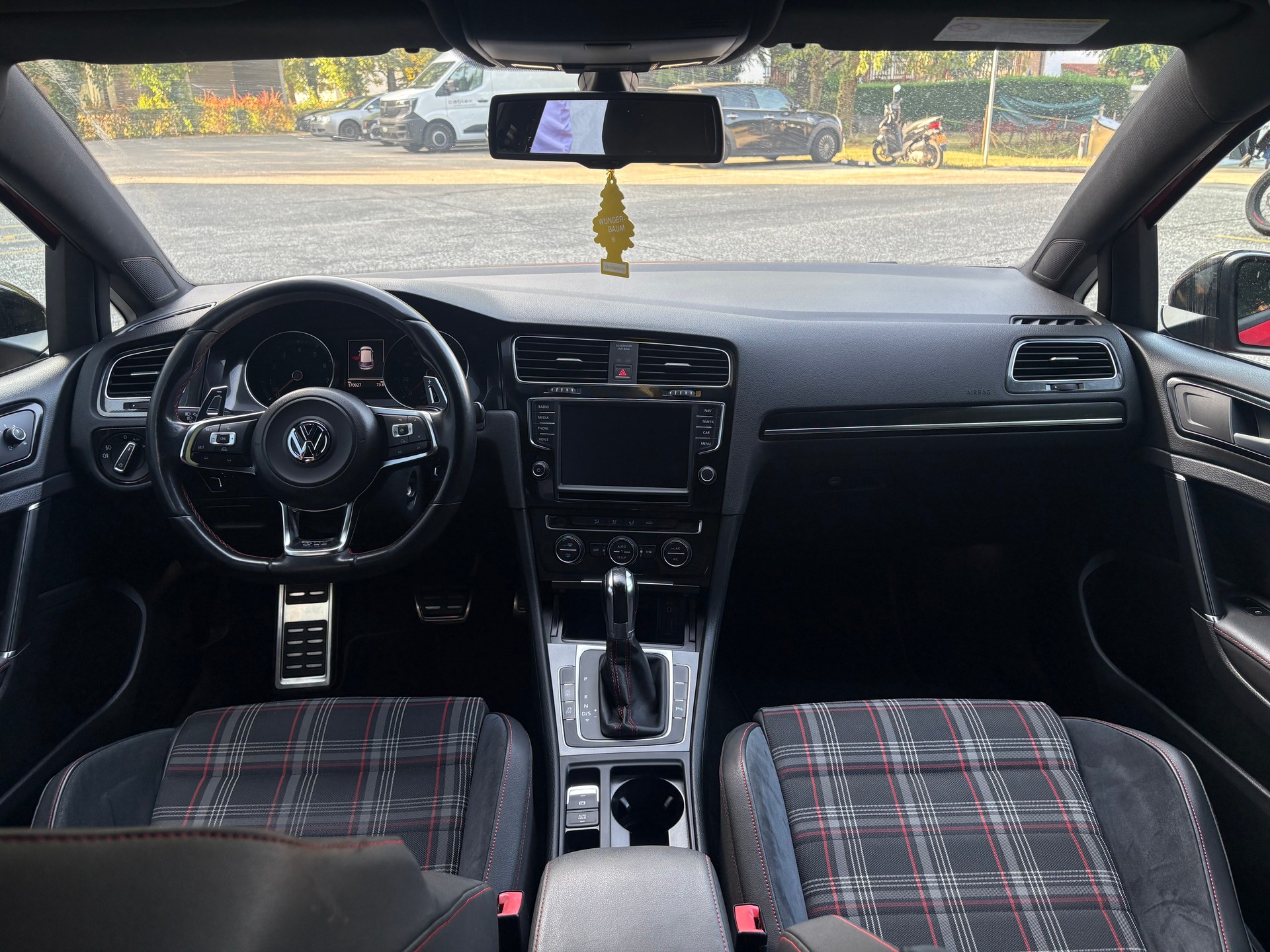 VW Golf 2.0 TSI GTI Performance DSG-image-5