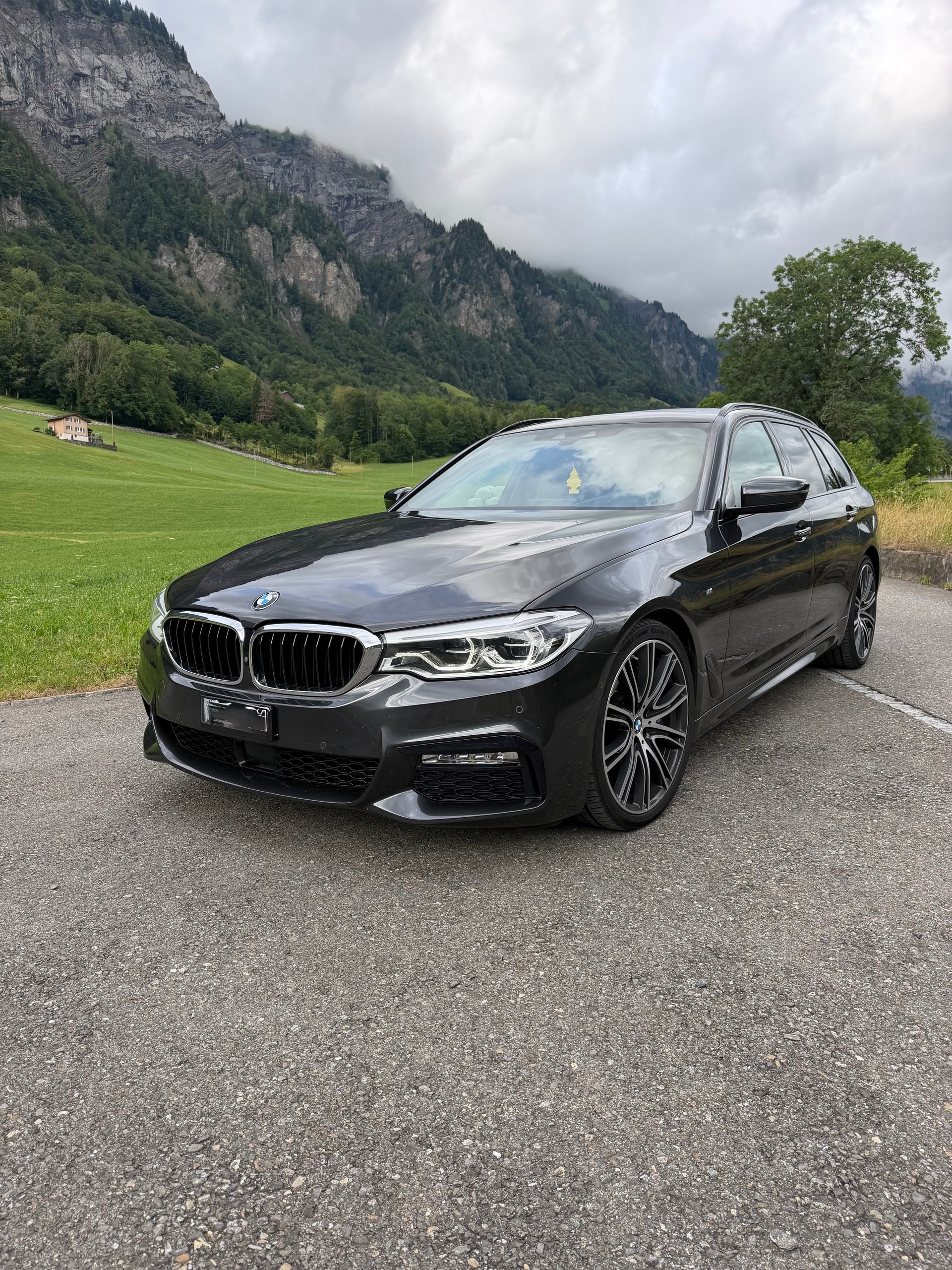 BMW 540d xDrive Touring M -Sport-image-0
