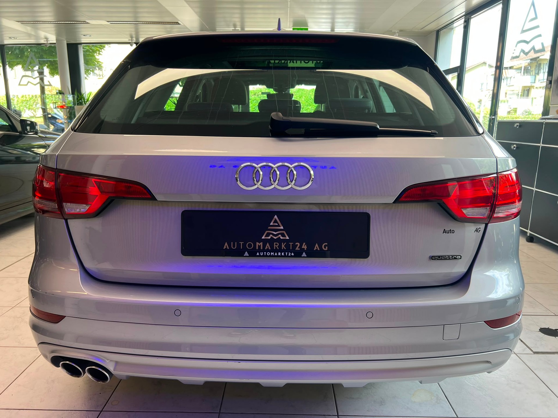 AUDI A4 Allroad 2.0 TDI 190 quattro S-Tronic-image-13