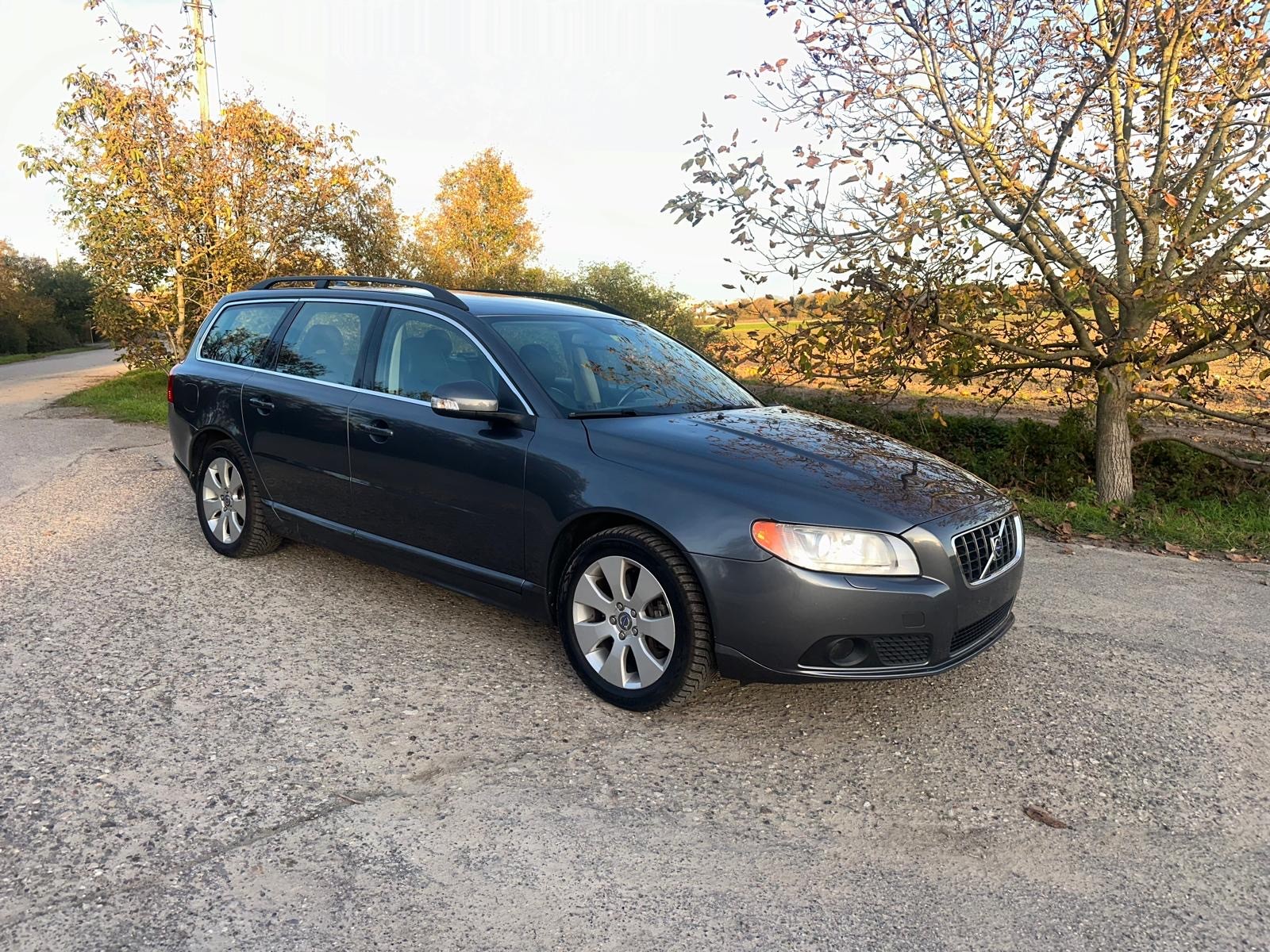 VOLVO V70 2.5T Ocean Race Geartronic-image-1