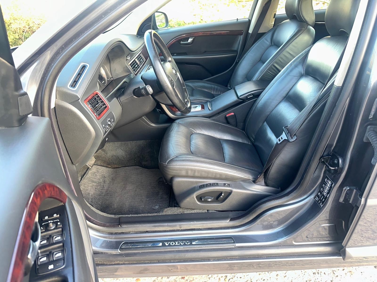 VOLVO V70 2.5T Ocean Race Geartronic-image-9