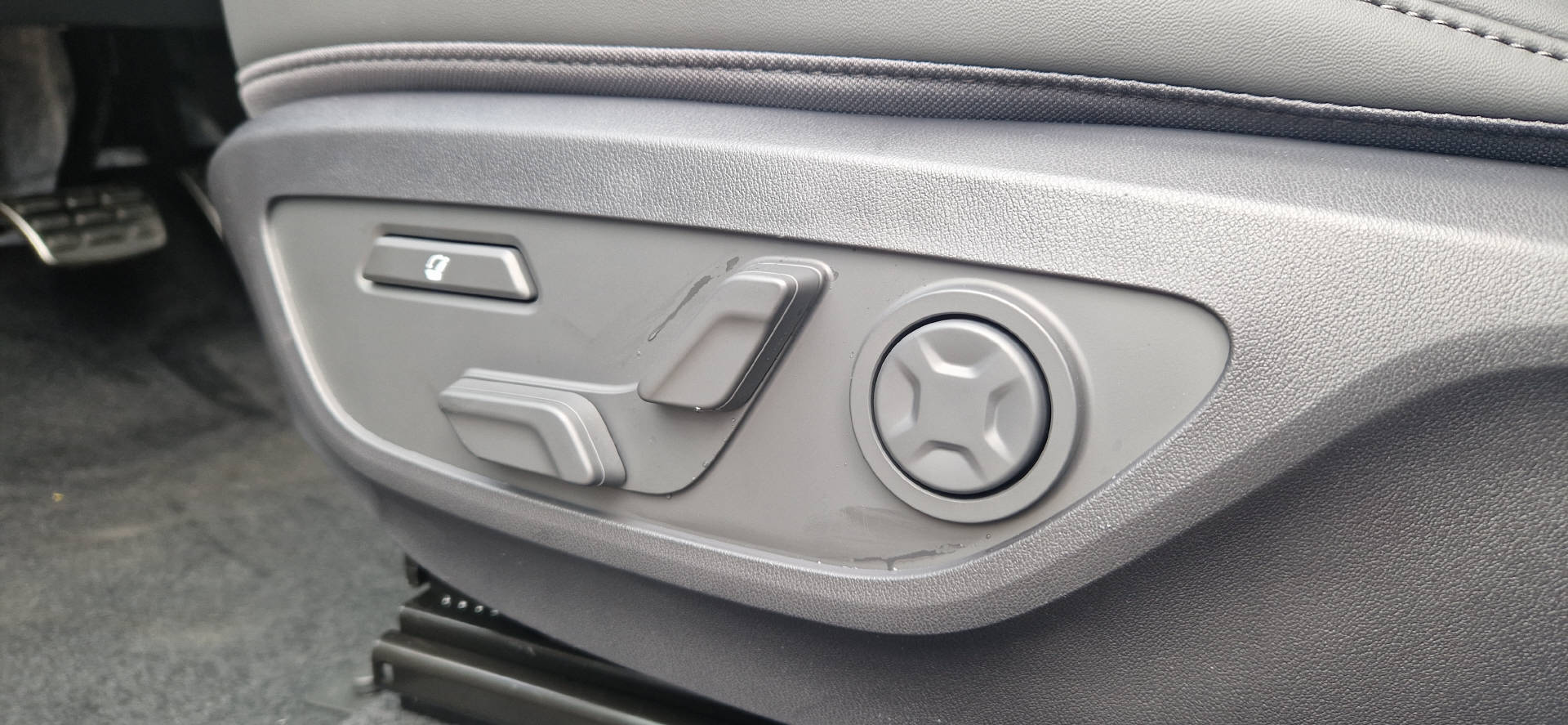 KIA Seltos 1.6 T-GDi X-Line-image-6
