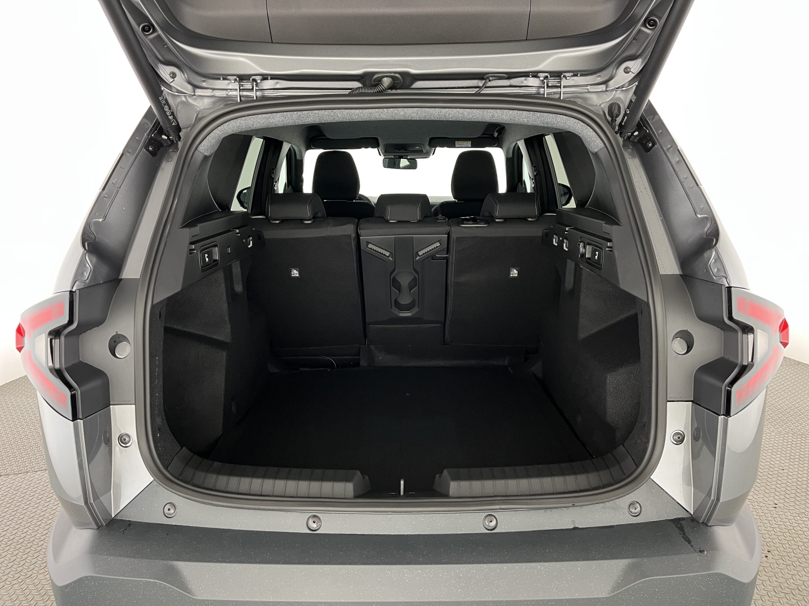DACIA Bigster 1.2 Hybrid Journey 4WD-image-17
