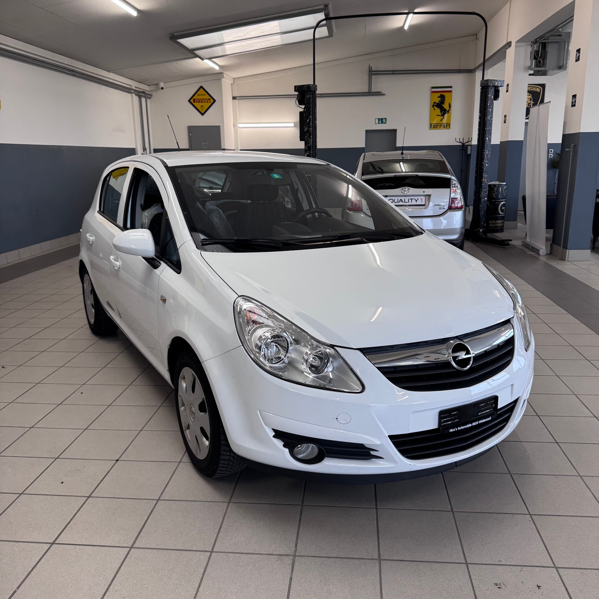 OPEL Corsa 1.4 TP Enjoy-image-5