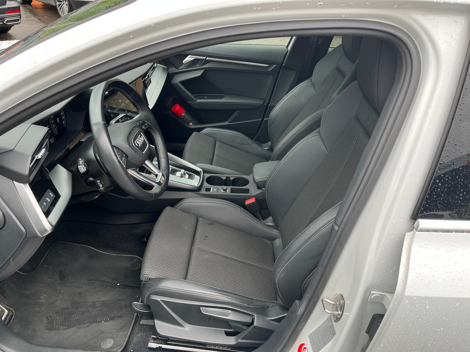 AUDI A3 Sportback 35 TFSI S line S-tronic-image-7