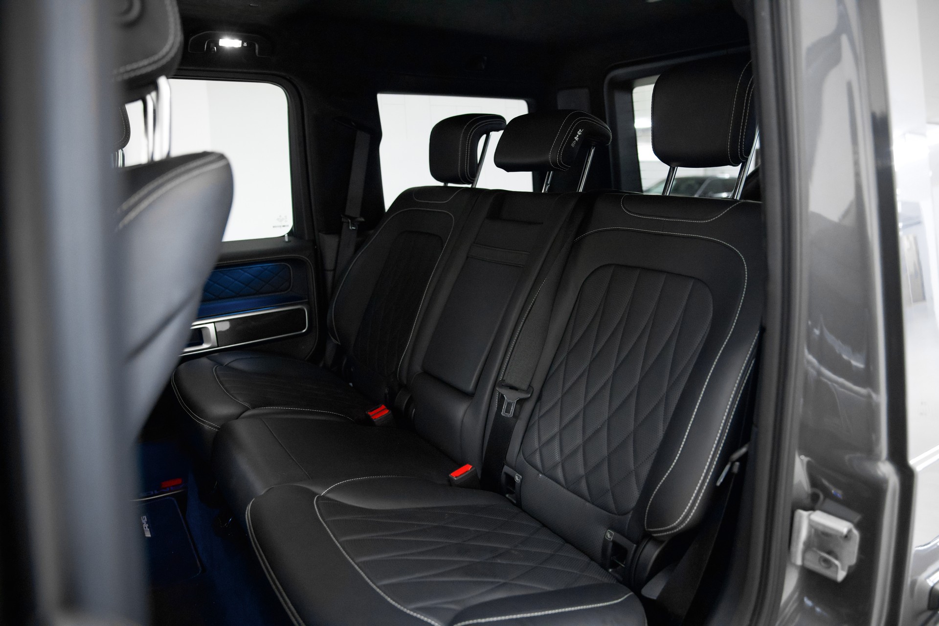 MERCEDES-BENZ G 63 AMG 9G-Tronic-image-23