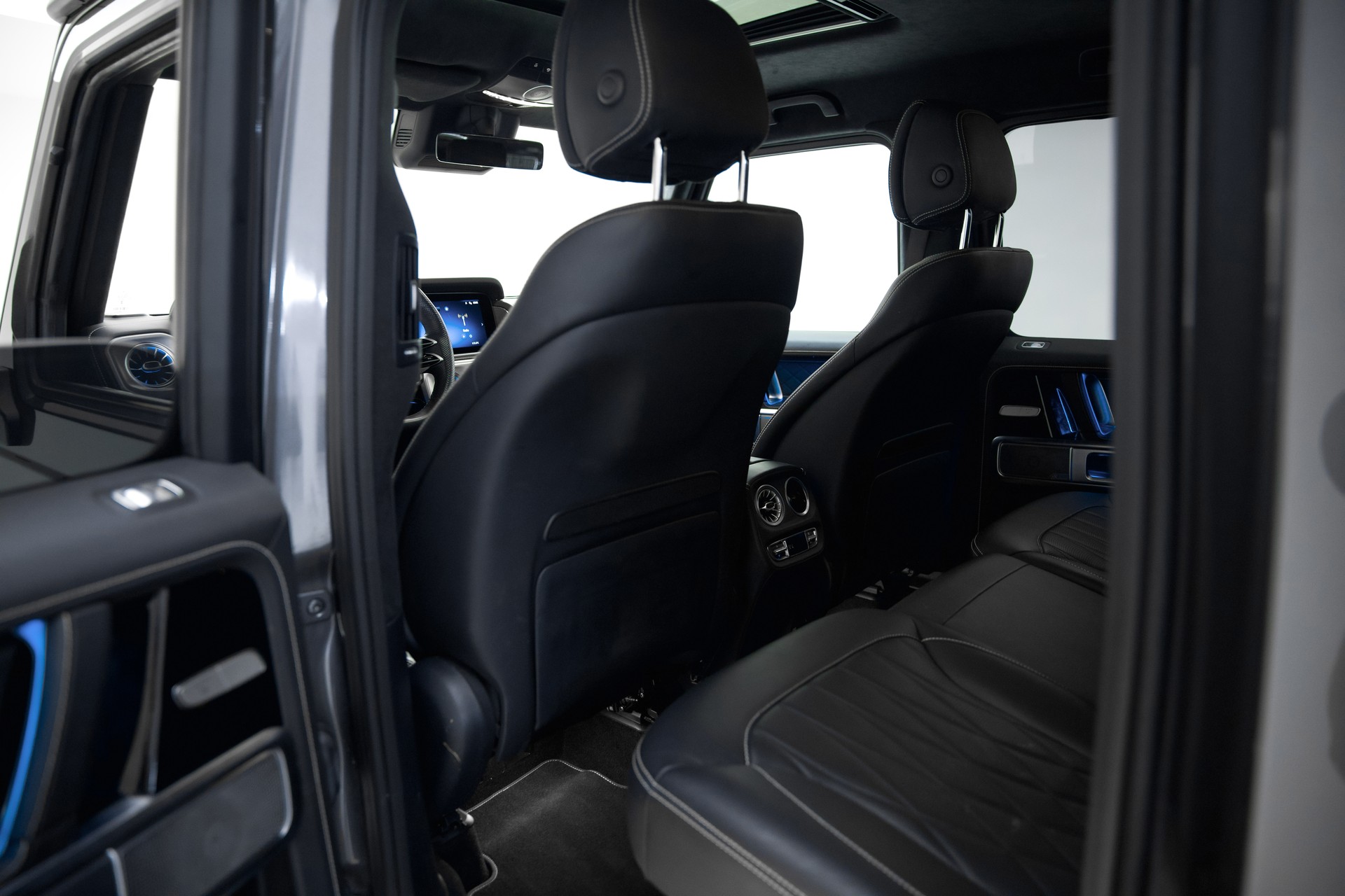MERCEDES-BENZ G 63 AMG 9G-Tronic-image-21
