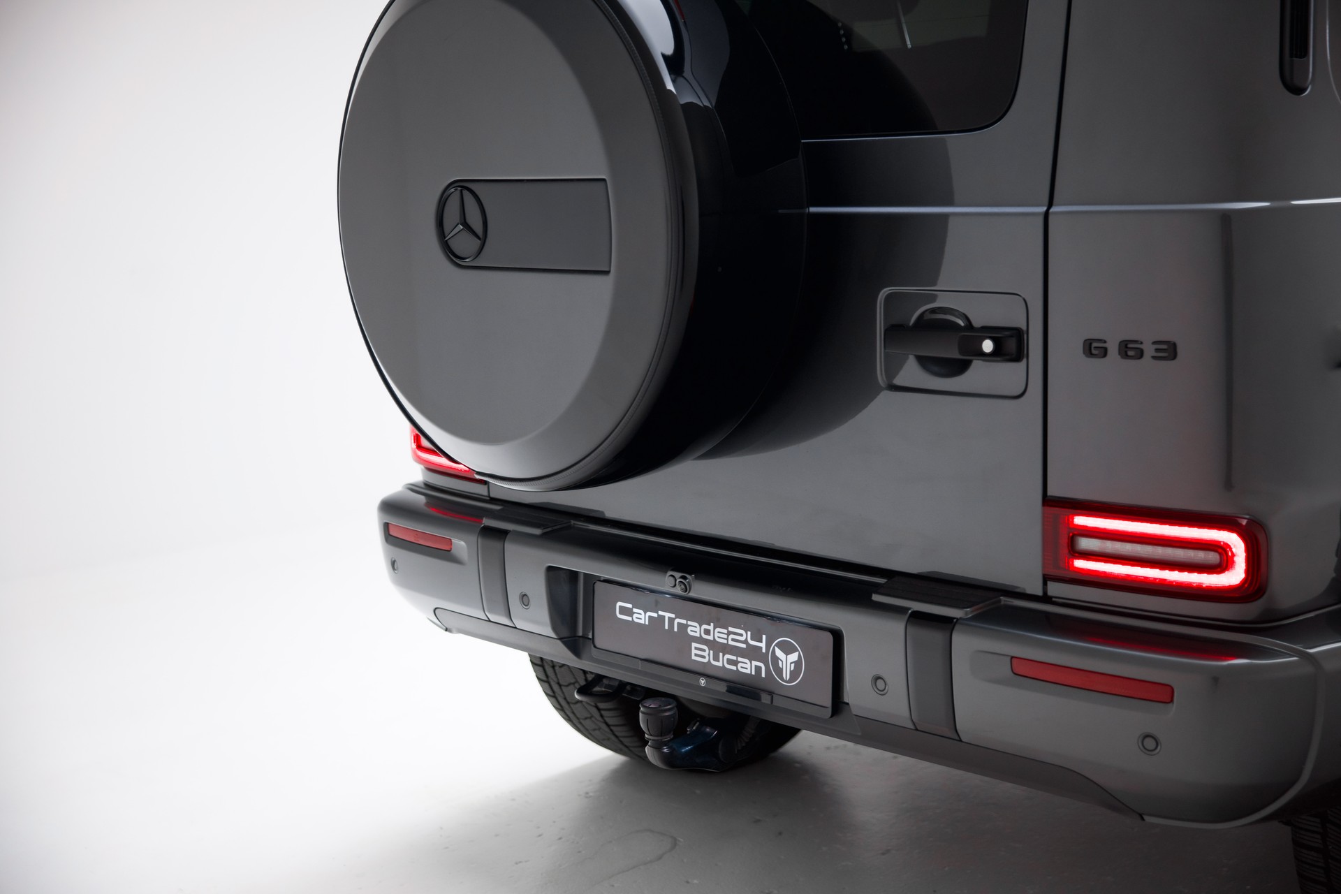 MERCEDES-BENZ G 63 AMG 9G-Tronic-image-16