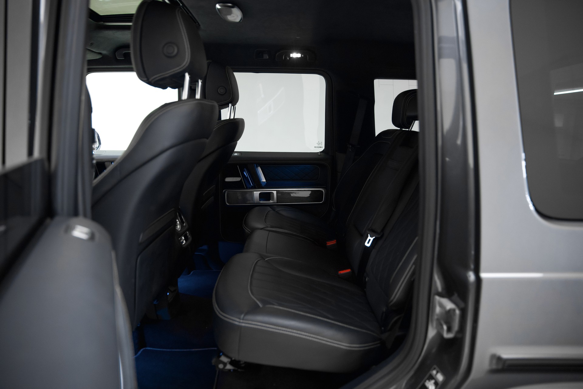 MERCEDES-BENZ G 63 AMG 9G-Tronic-image-22