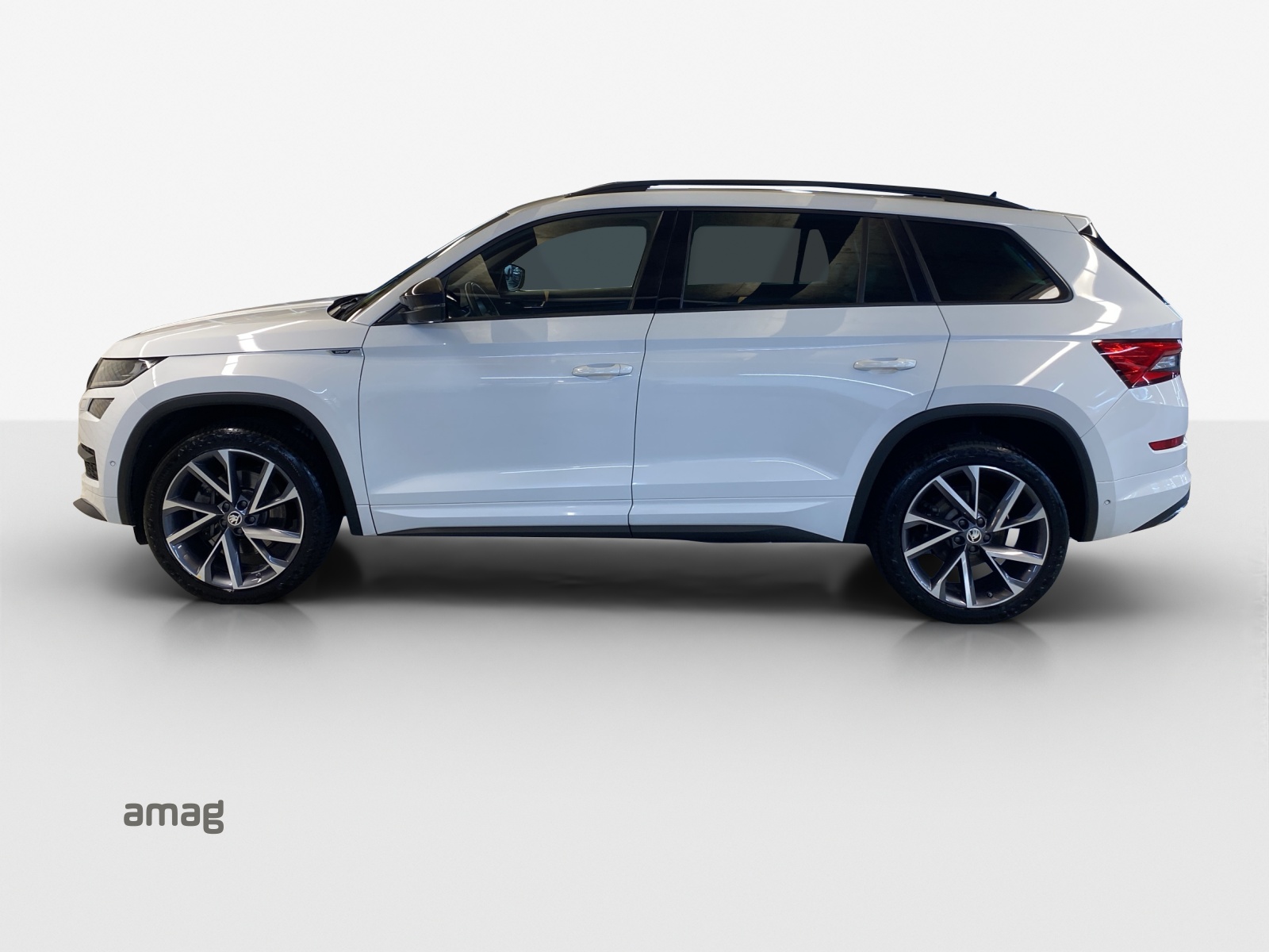 SKODA Kodiaq 2.0 TSI 4x4 Sport Line-image-1