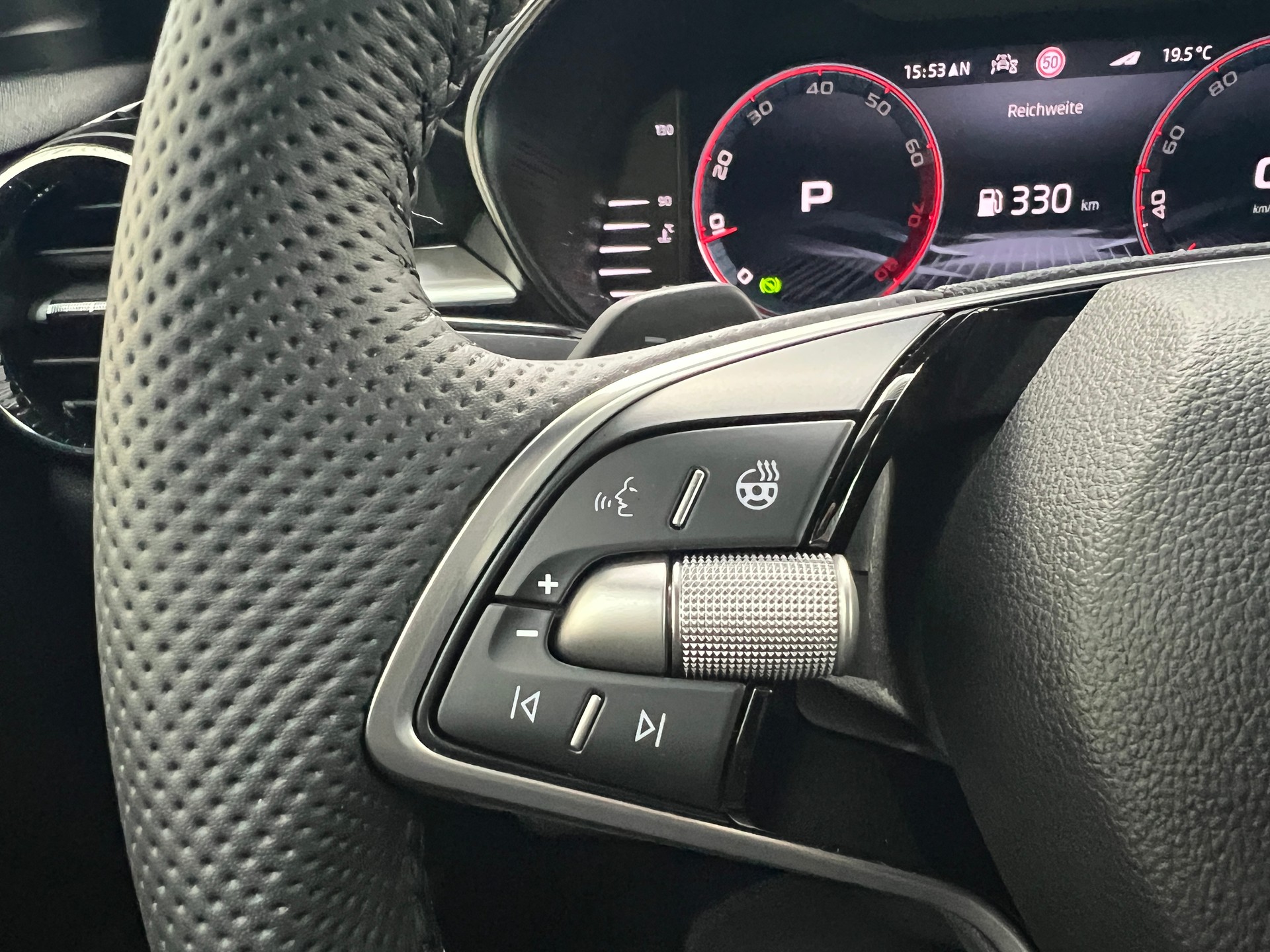 SKODA Fabia 1.5 TSI Monte Carlo DSG / 5 Jahre Garantie-image-10