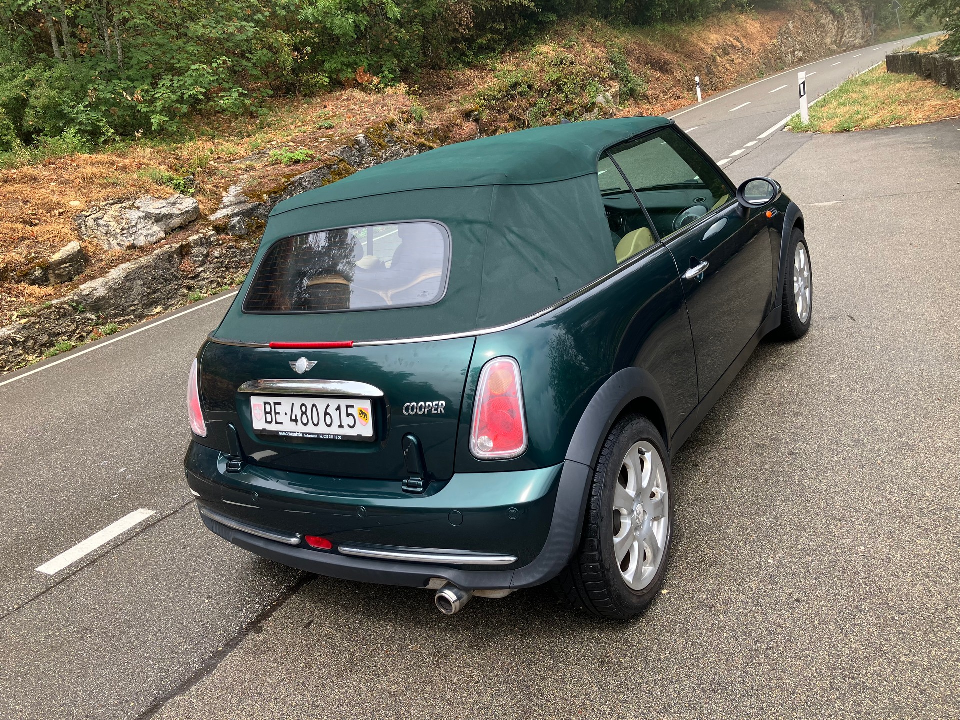 MINI 1.6i Cooper-image-4