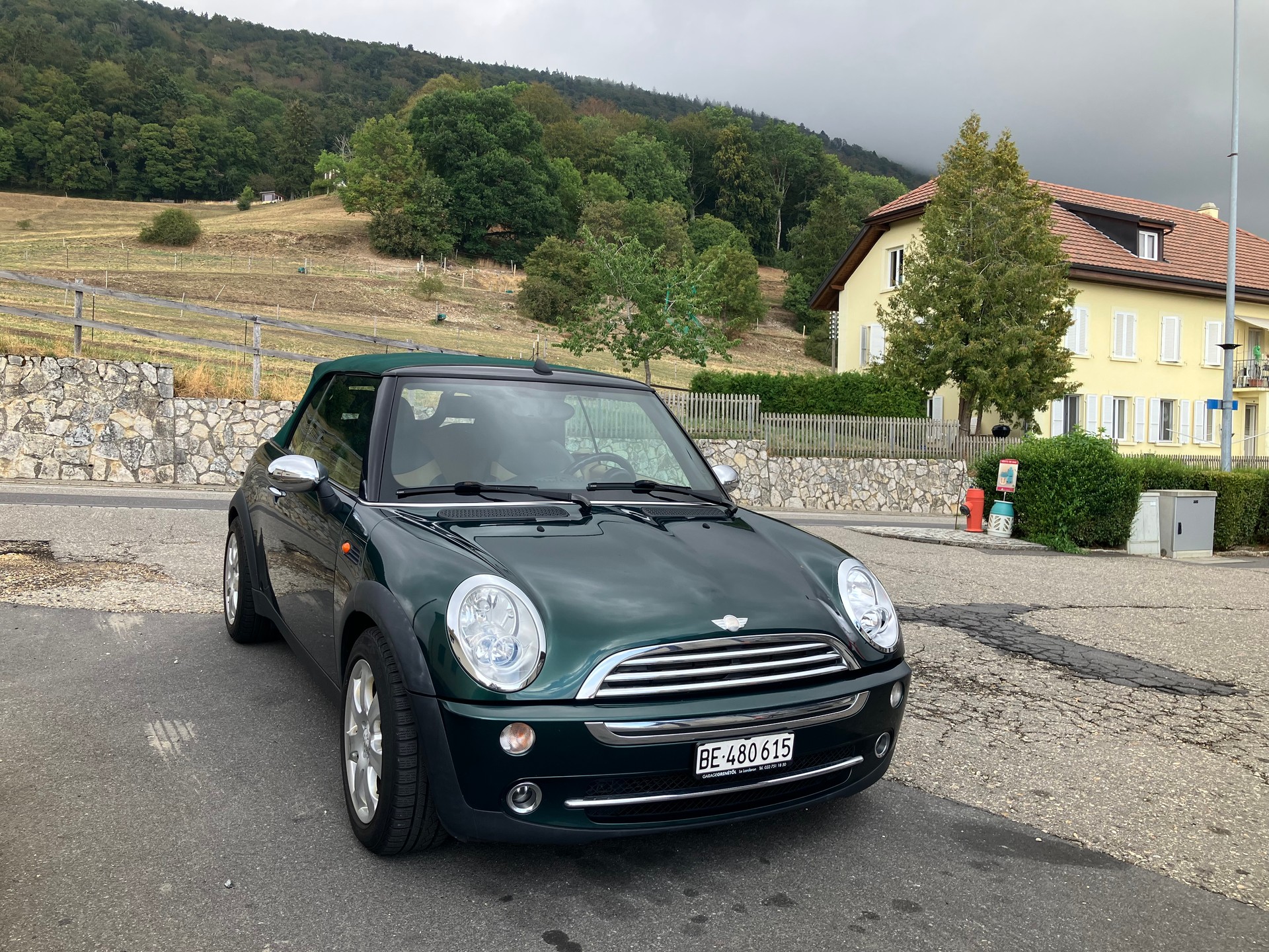 MINI 1.6i Cooper-image-0
