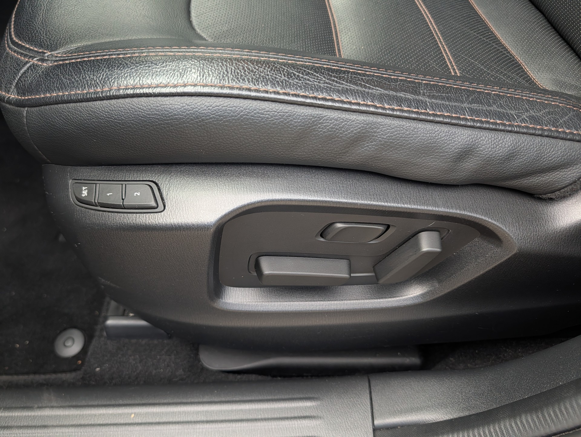 MAZDA CX-5 SKYACTIV-G 194 Revolution AWD Automat-image-10