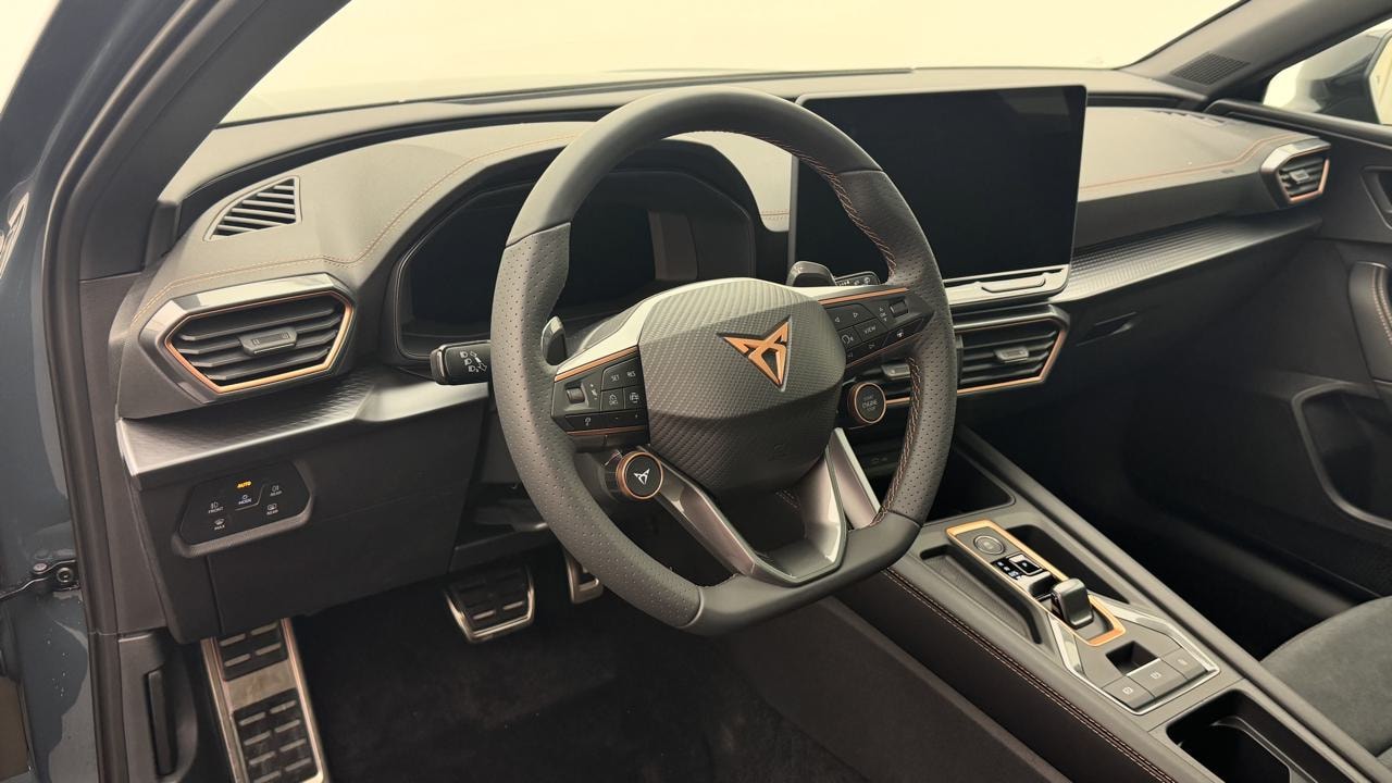CUPRA LEON 1.5 e-HYBRID pHEV VZ DSG-image-6