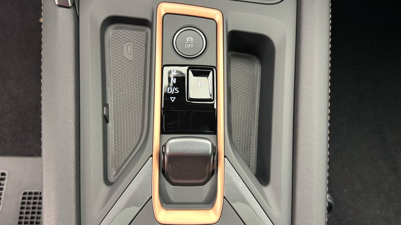 CUPRA LEON 1.5 e-HYBRID pHEV VZ DSG-image-10