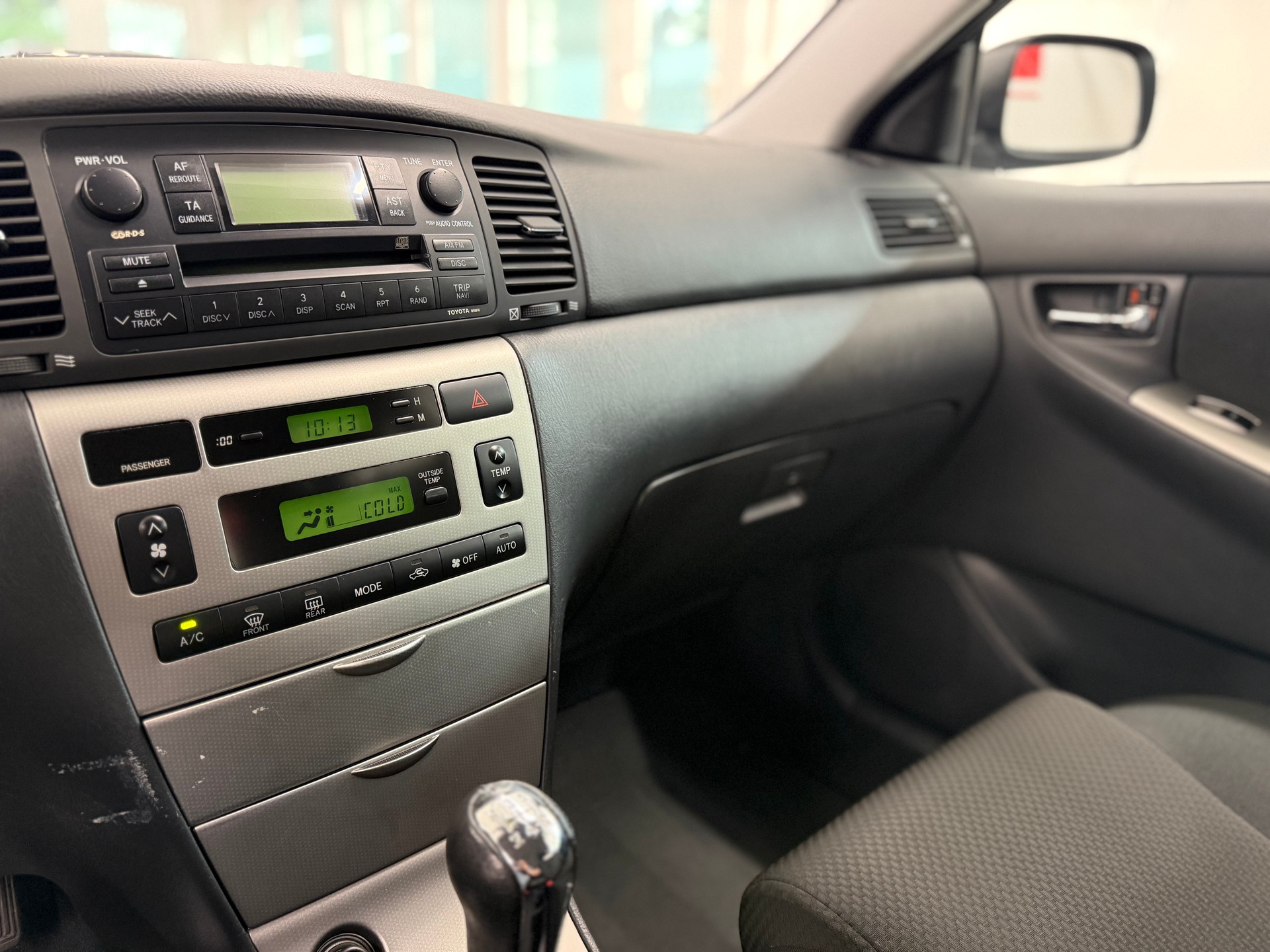 TOYOTA Corolla 1.6 Linea Sol-image-15