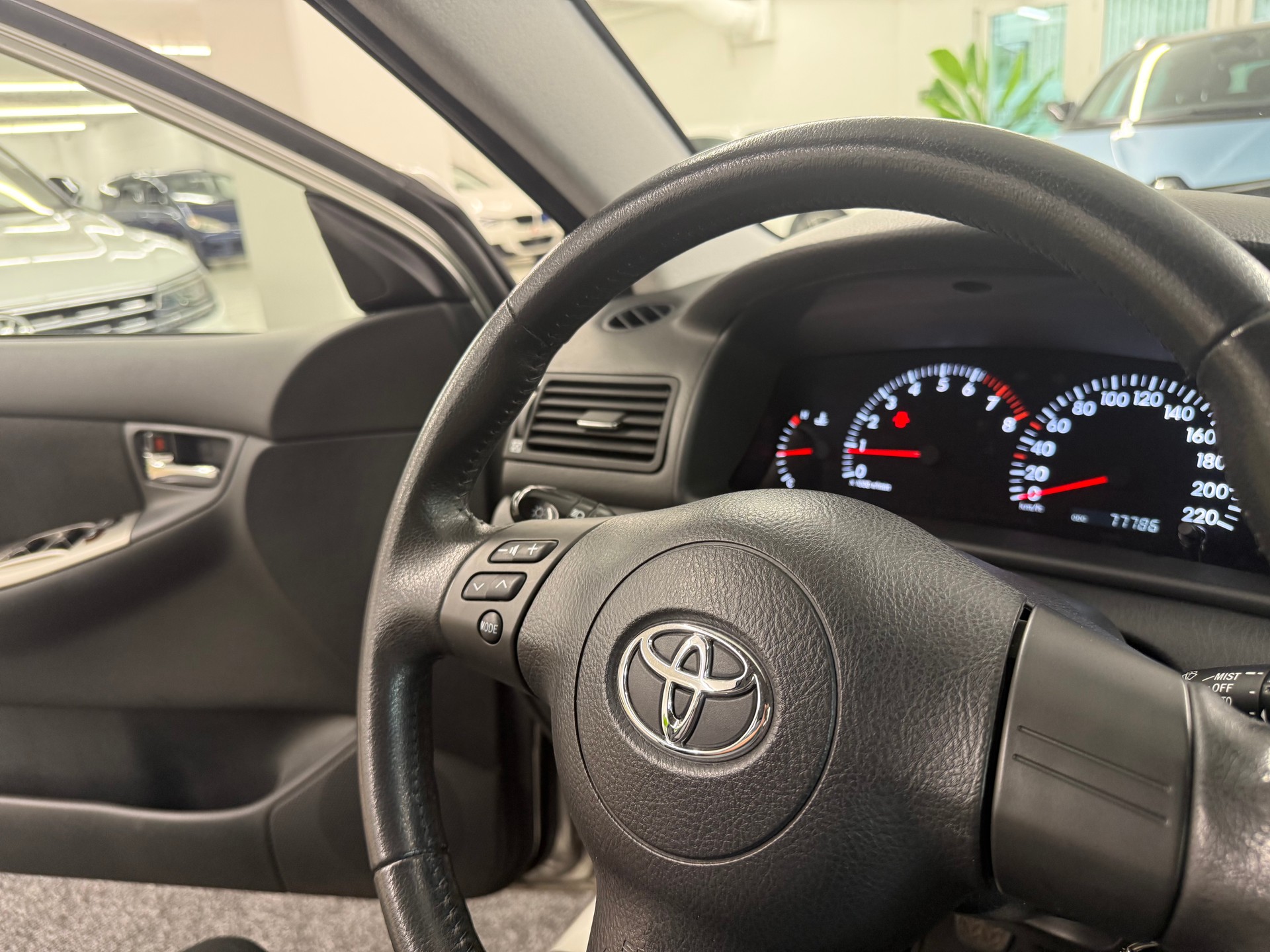TOYOTA Corolla 1.6 Linea Sol-image-10