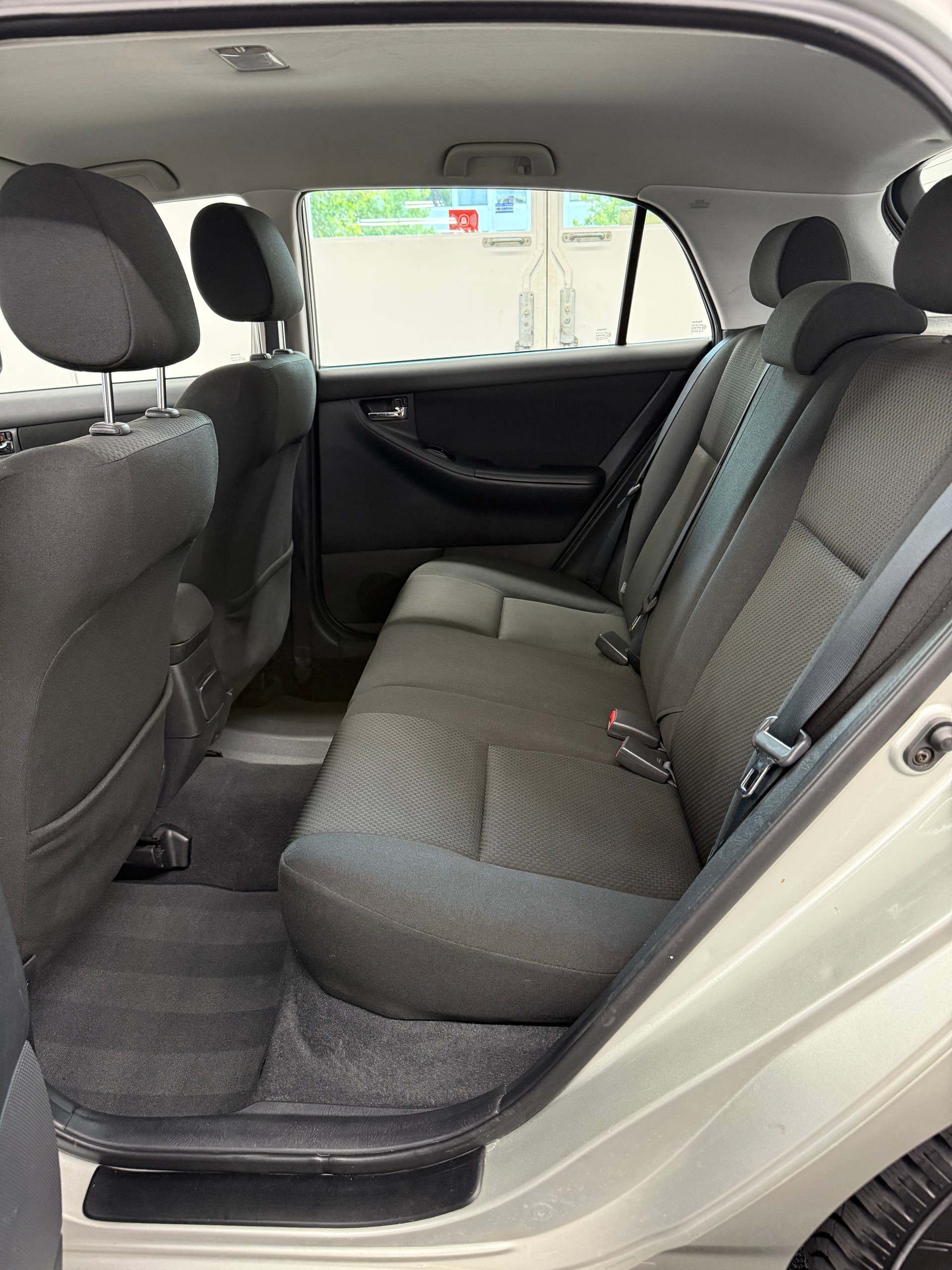 TOYOTA Corolla 1.6 Linea Sol-image-12