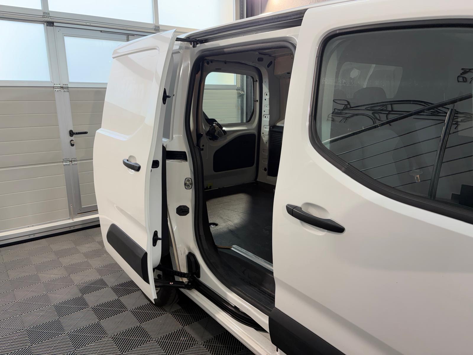 PEUGEOT Partner 1.5 Blue HDi s/s Asphalt EAT8 1000kg-image-9