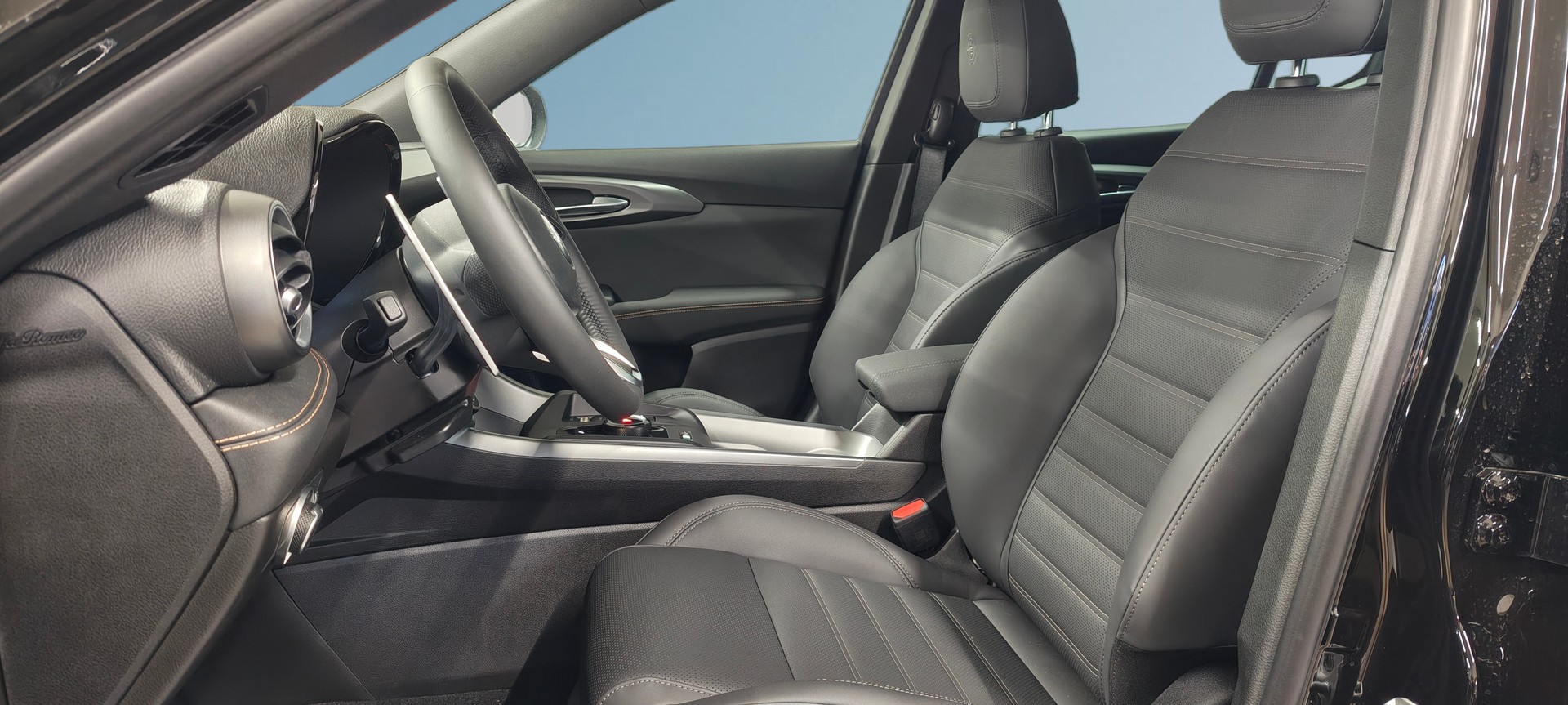ALFA ROMEO Tonale 1.5 Hybrid Veloce-image-2
