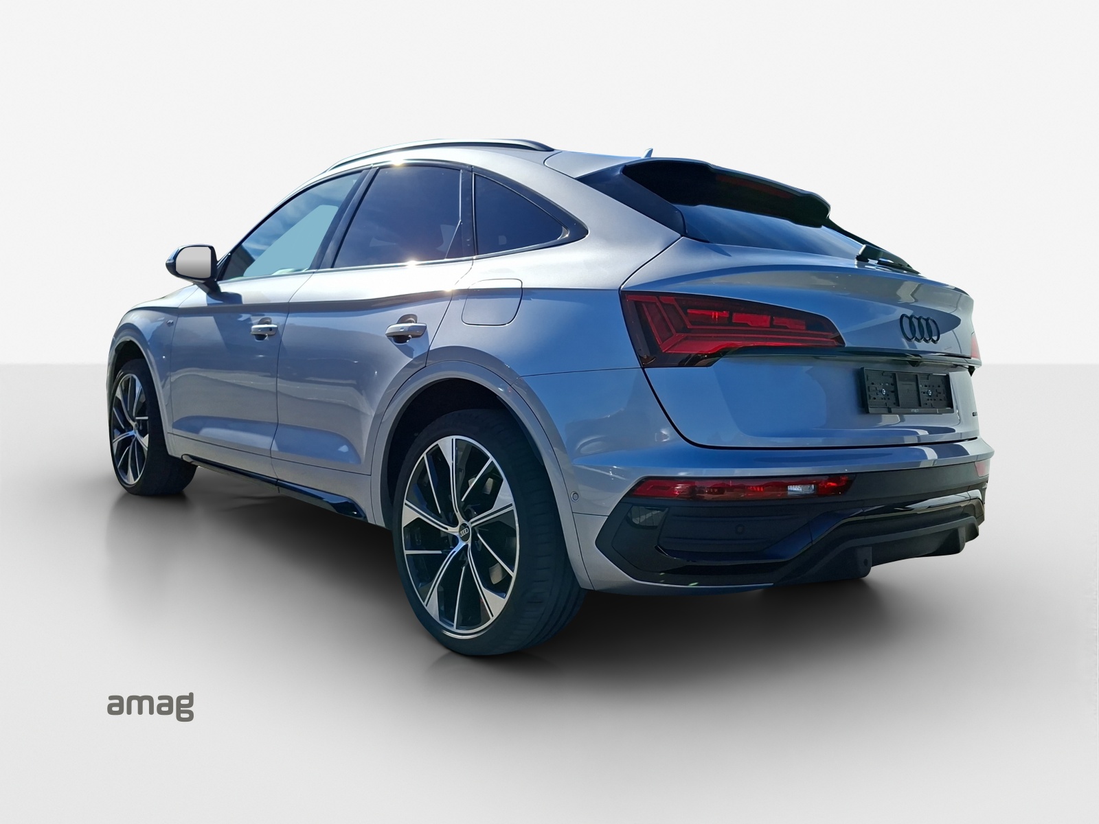 AUDI Q5 Sportback 50 TFSI e PHEV S line quattro S-tronic-image-2