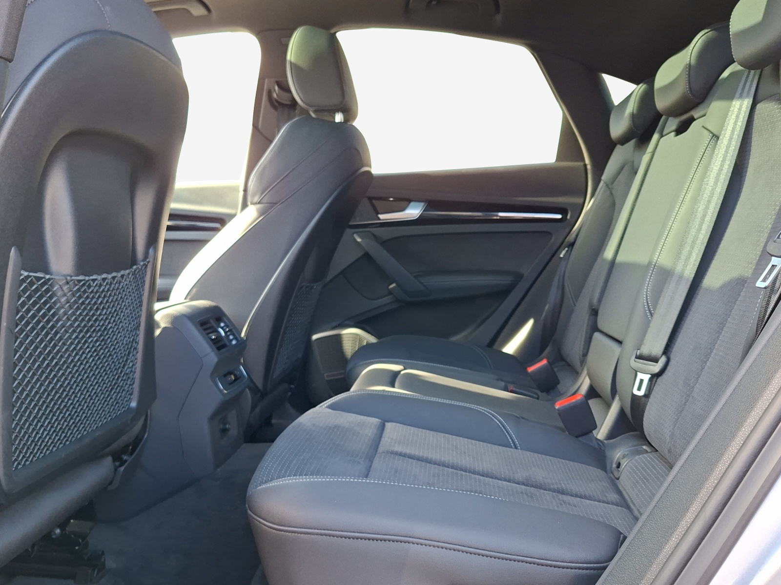 AUDI Q5 Sportback 50 TFSI e PHEV S line quattro S-tronic-image-11