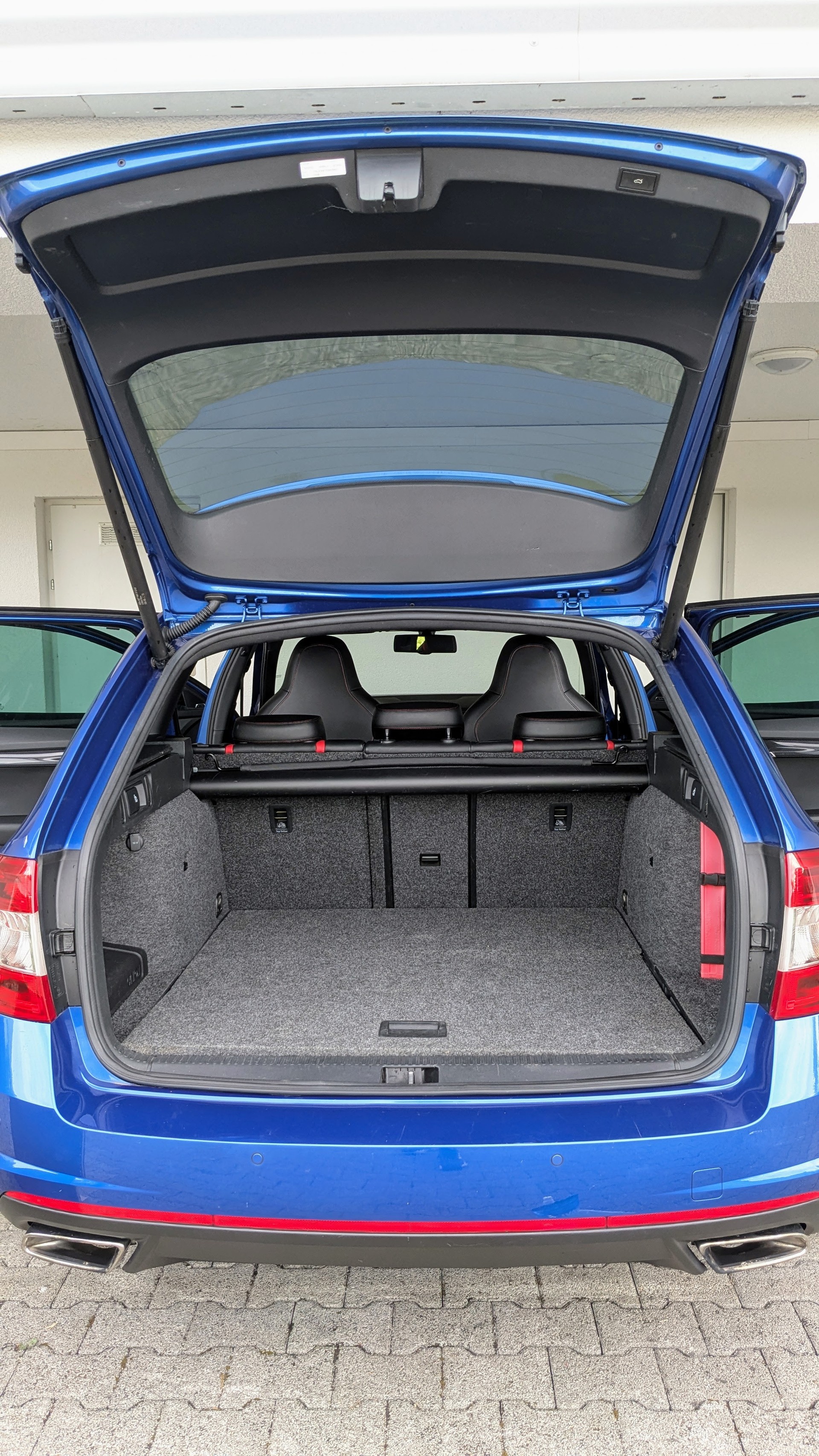 SKODA 2.0 TSI RS DSG-image-7