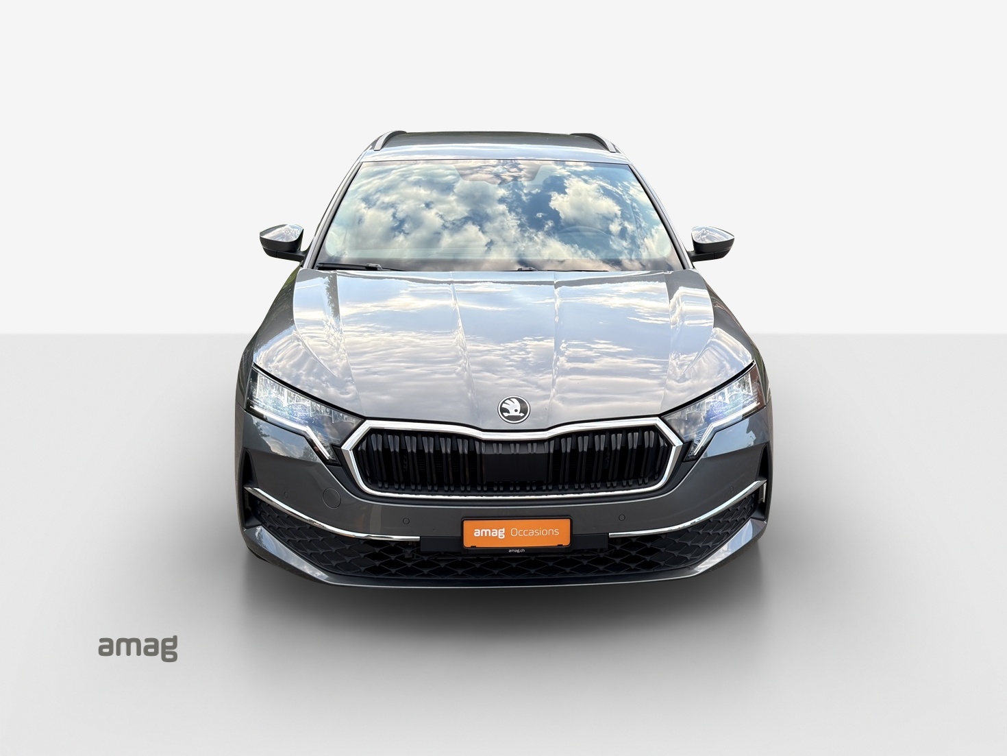 SKODA Octavia Combi 1.5 TSI mHEV DSG Dynamic-image-6