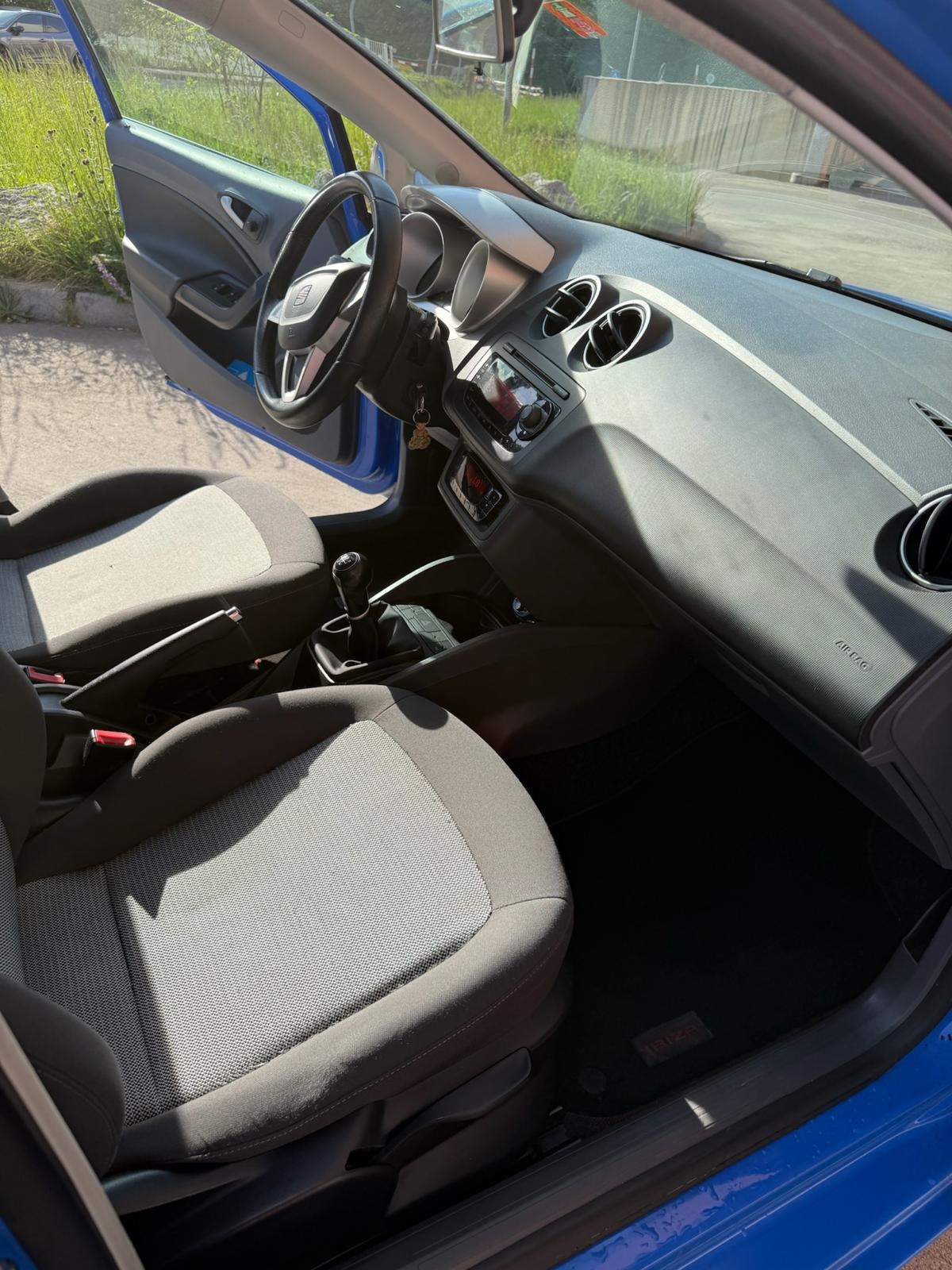 SEAT 1.6 16V Sport-image-4