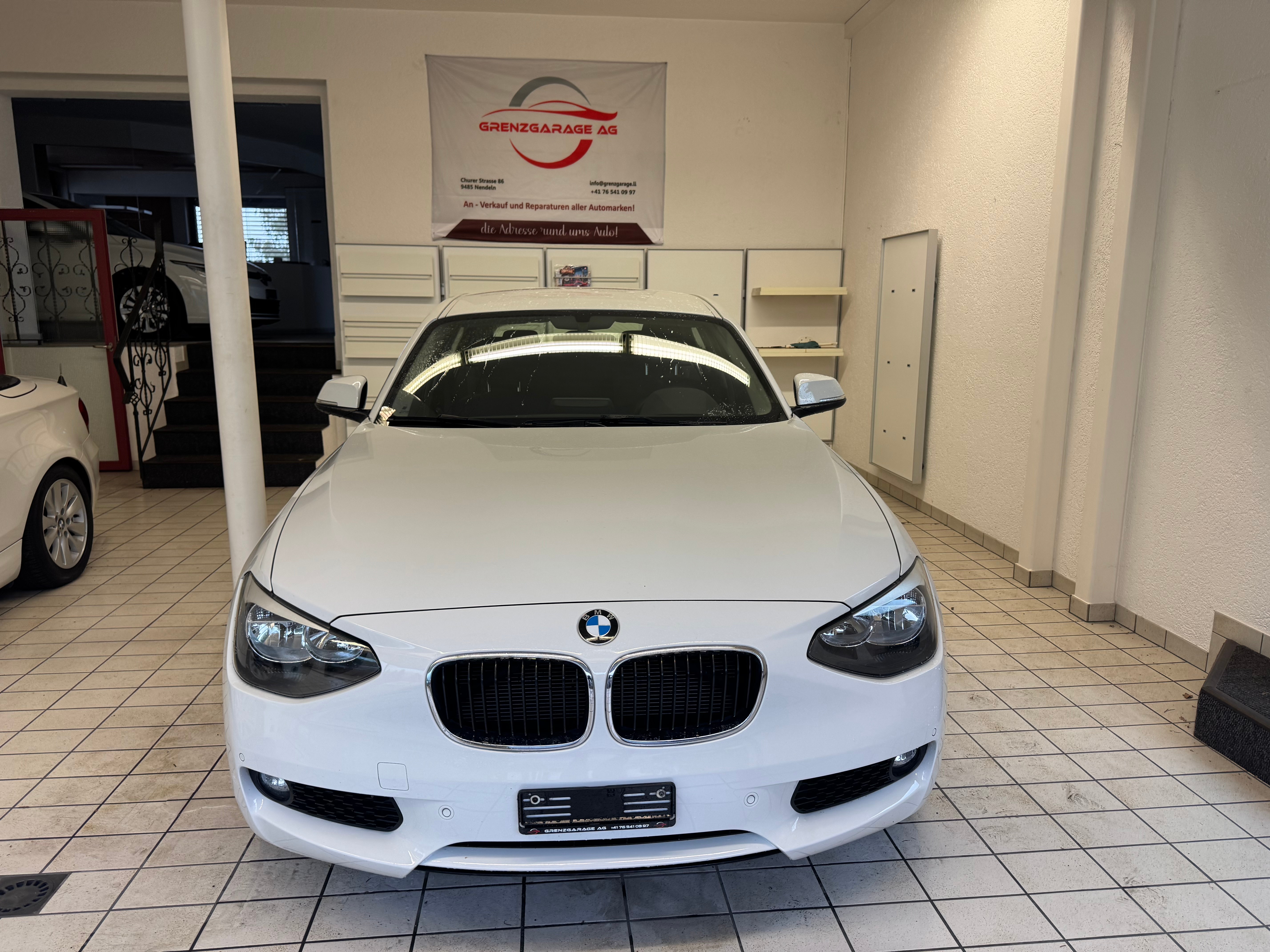 BMW 118d xDrive Sport Line — slika 1
