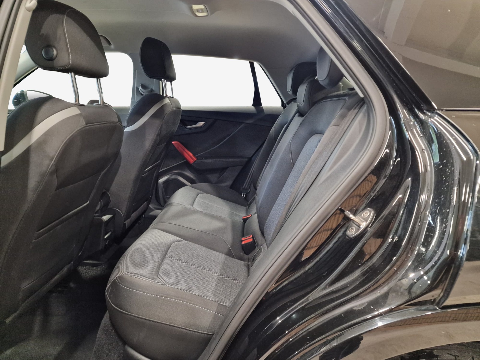 AUDI Q2 35 TDI quattro Sport S-tronic-image-10