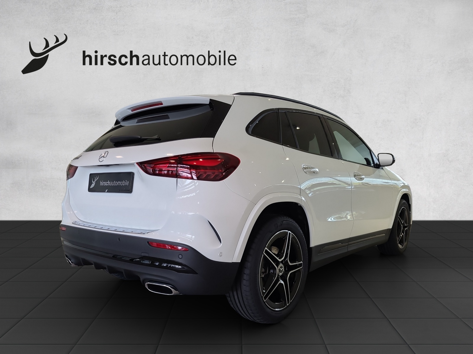 MERCEDES-BENZ GLA 200 Night Star H247-image-9