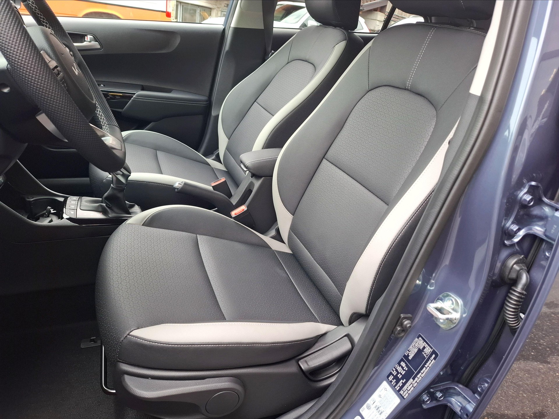 KIA Picanto 1.0 GDi GT Line-image-11