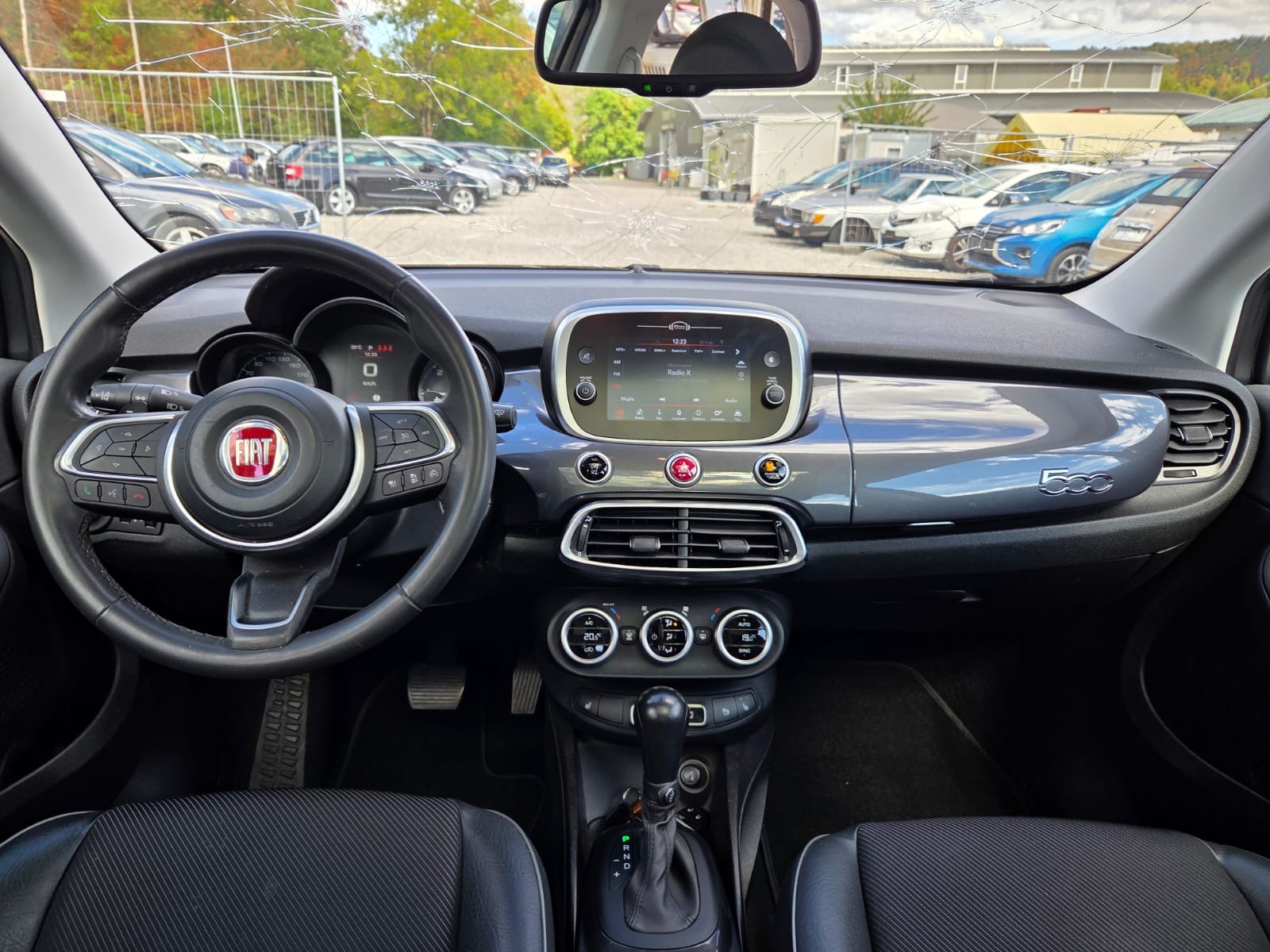 FIAT 500X 2.0MJ Cross 4x4 Automatic-image-9