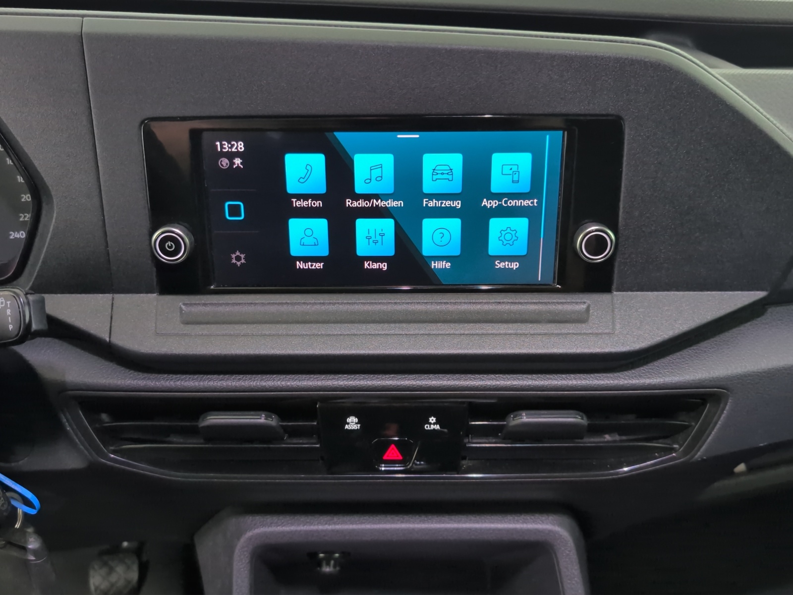 VW Caddy Cargo 2.0TDI 4Motion-image-12