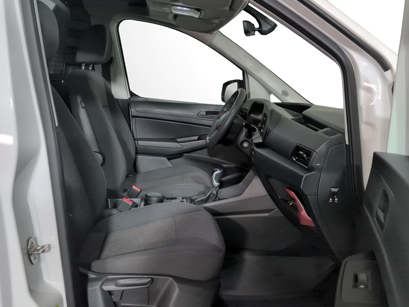 VW Caddy Cargo 2.0TDI 4Motion-image-6