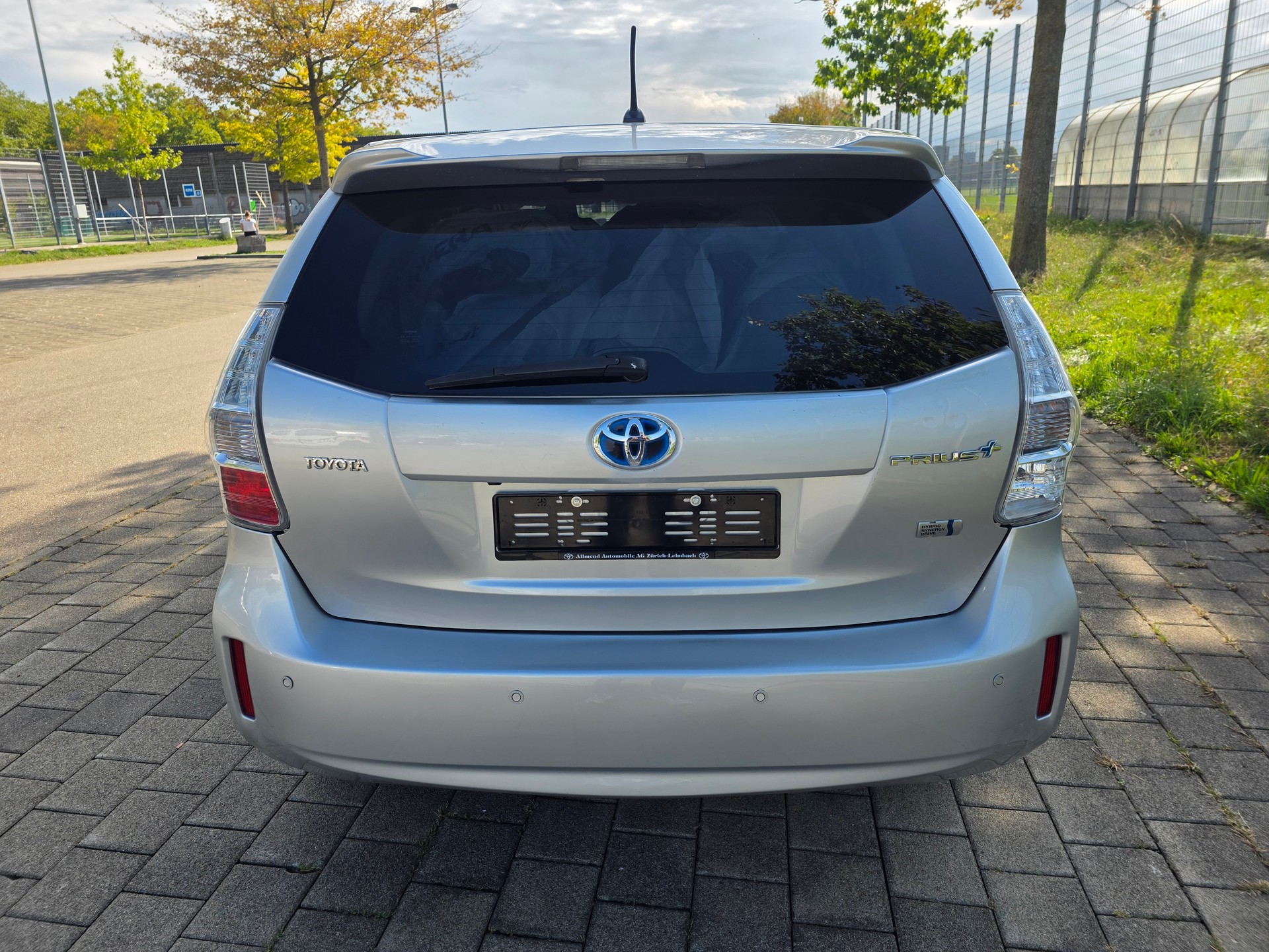 TOYOTA Prius+ 1.8 VVT-i HSD Sol-image-7