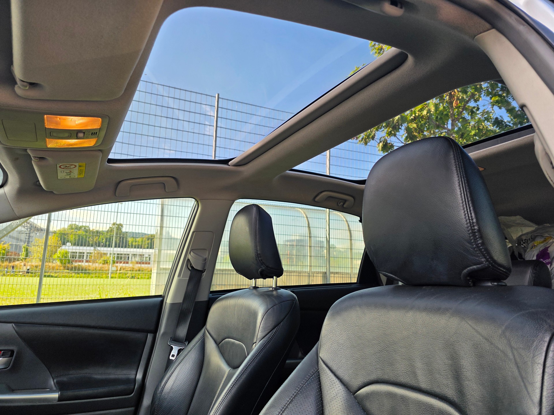 TOYOTA Prius+ 1.8 VVT-i HSD Sol-image-17